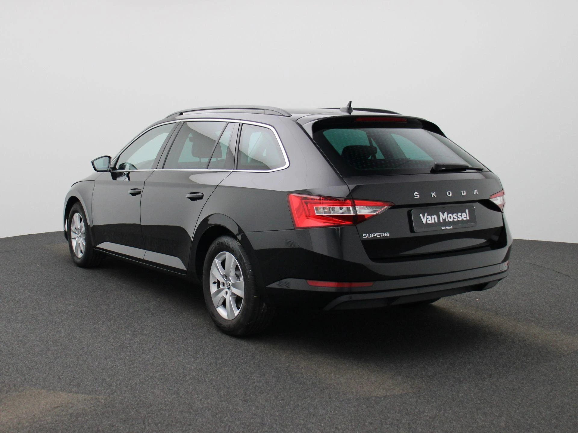 Škoda-Superb-image-1