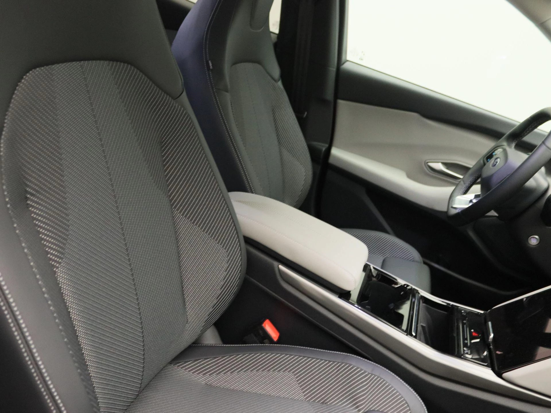 Ford-Explorer-image-22