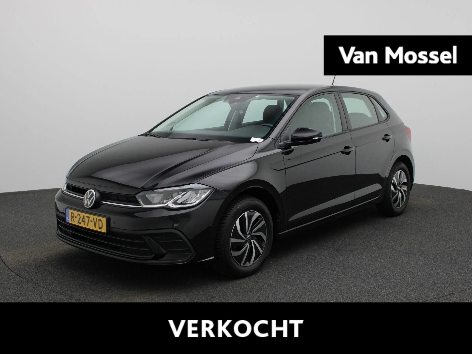 Volkswagen-Polo-image-0