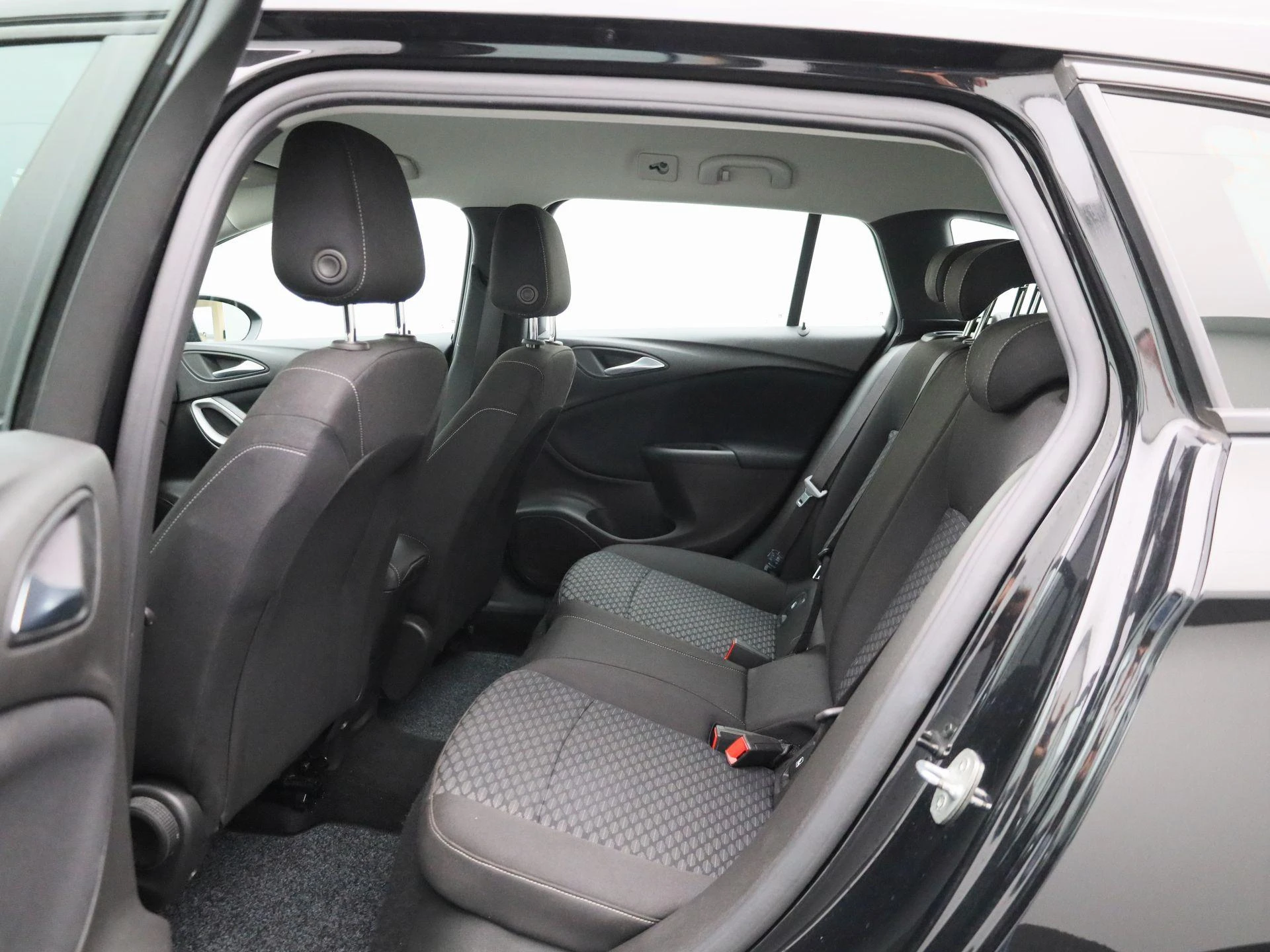 Opel-Astra-image-10