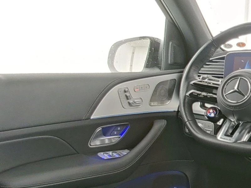 Mercedes-Benz-GLE-image-8