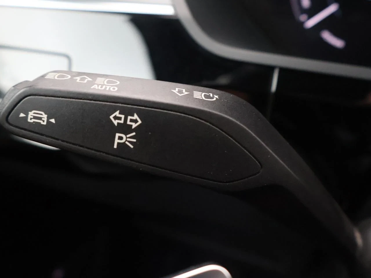 Audi-e-tron-image-11