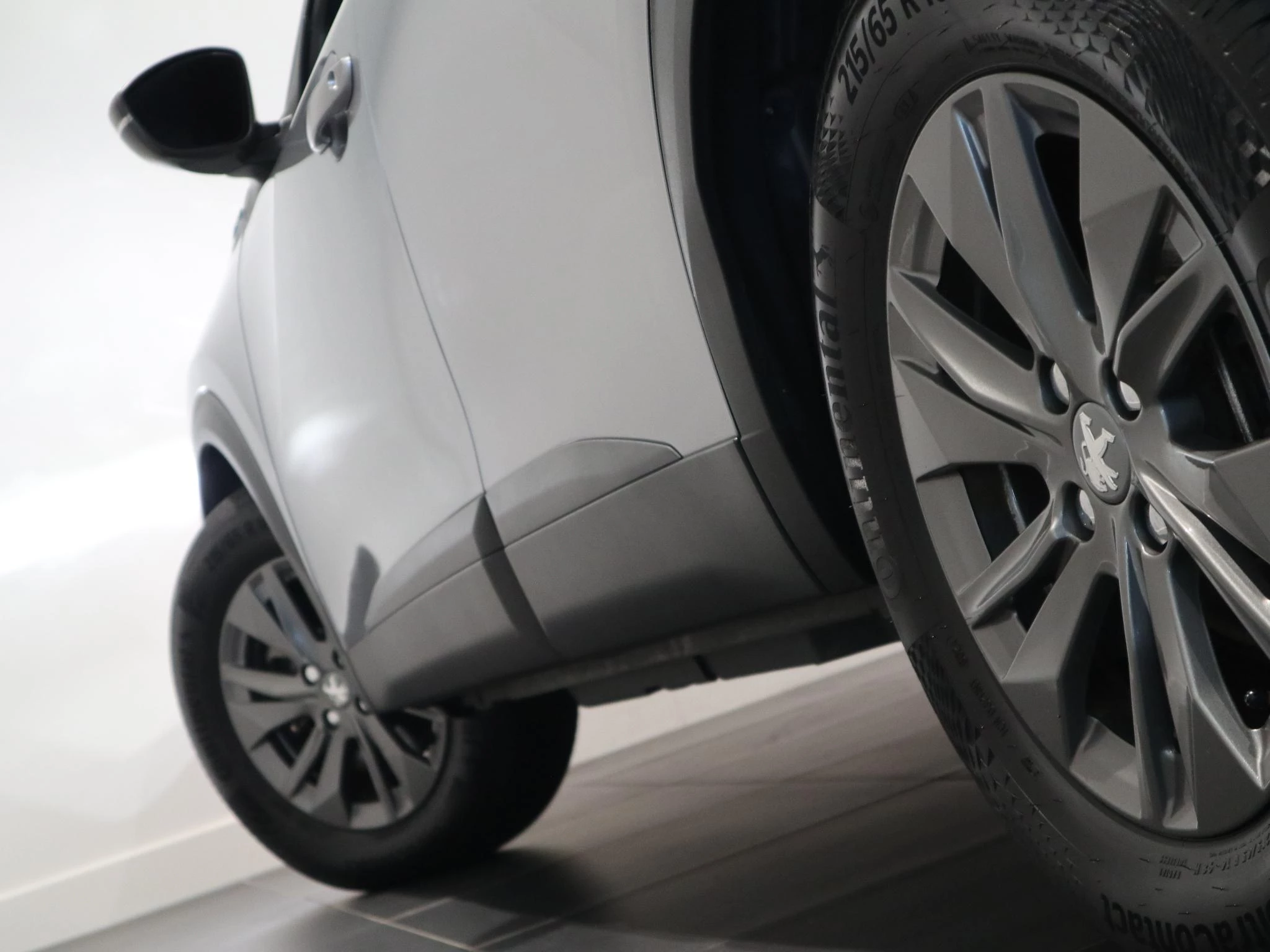 Peugeot-e-2008-image-20