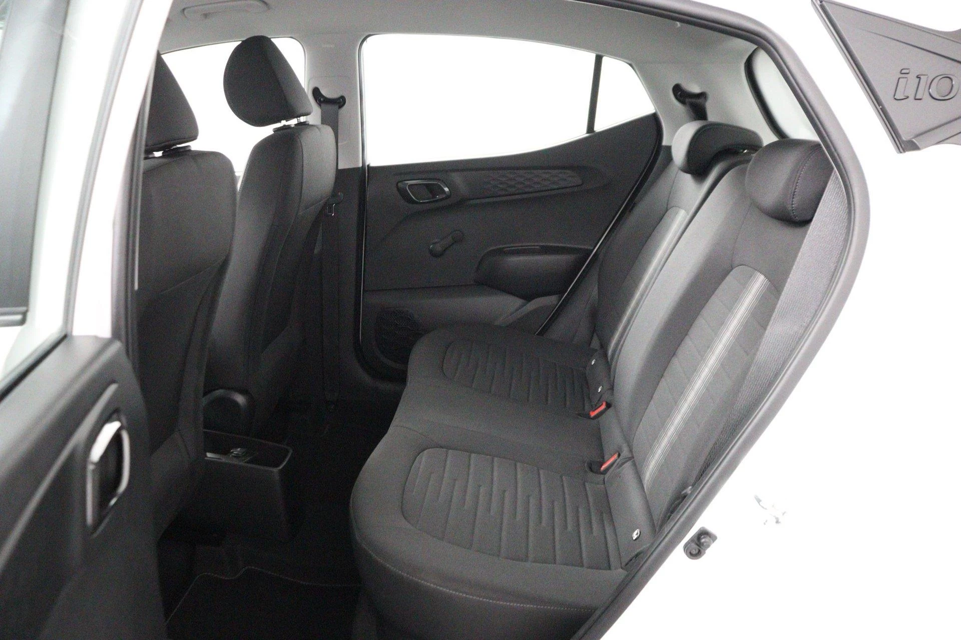 Hyundai-i10-image-13