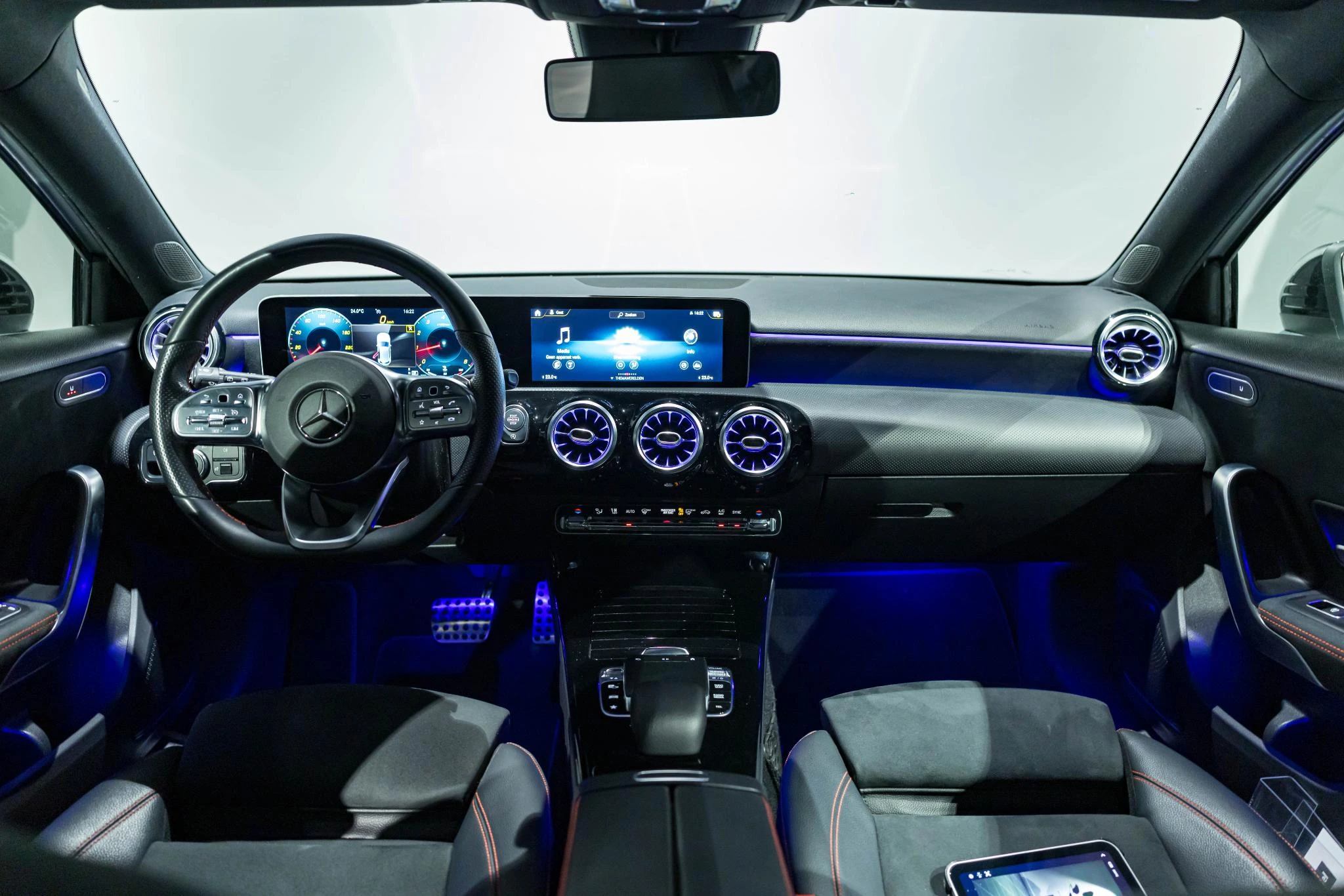 Mercedes-Benz-Classe A-image-9