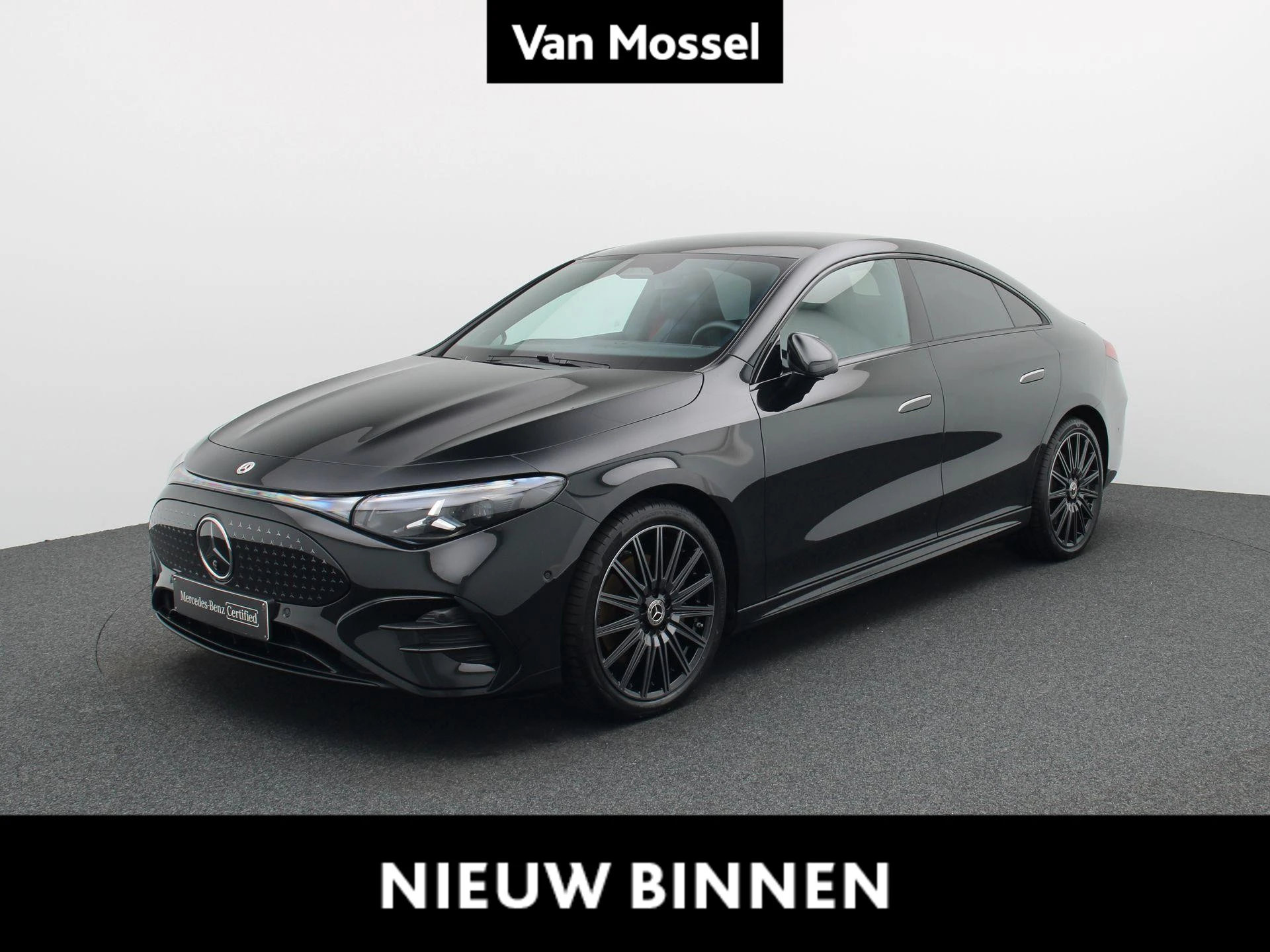 Mercedes-Benz-CLA-image-0