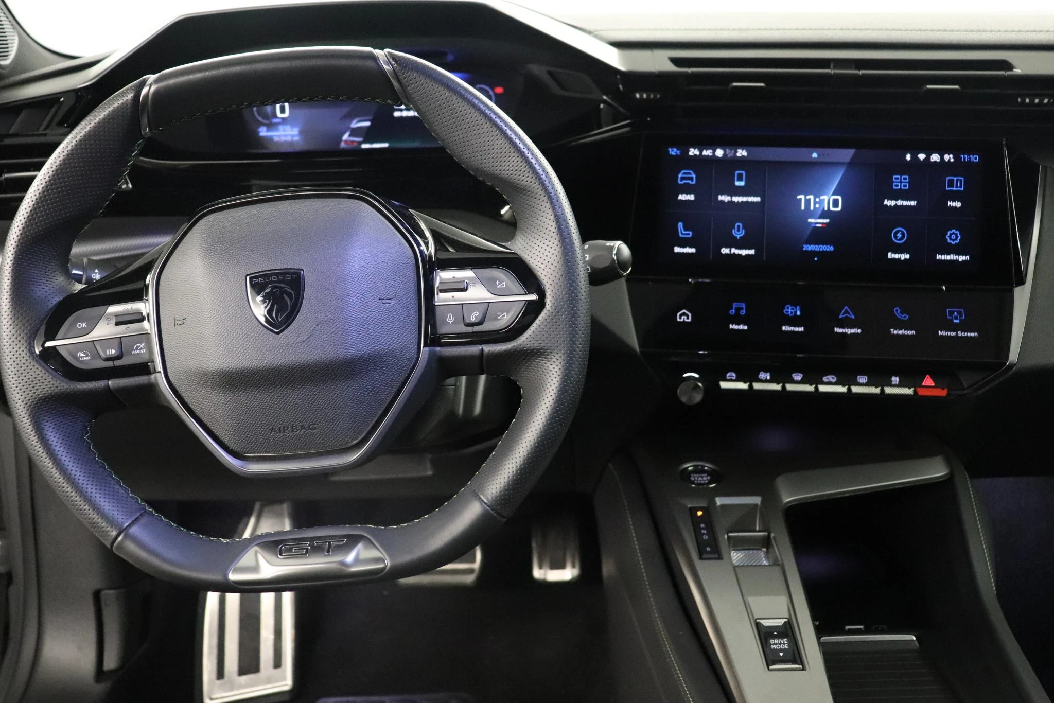 Peugeot-e-308-image-13