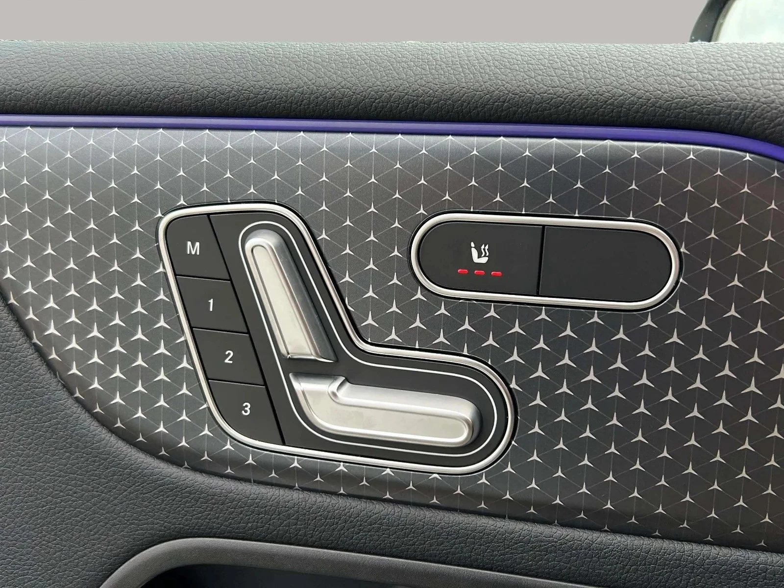 Mercedes-Benz-EQB-image-9