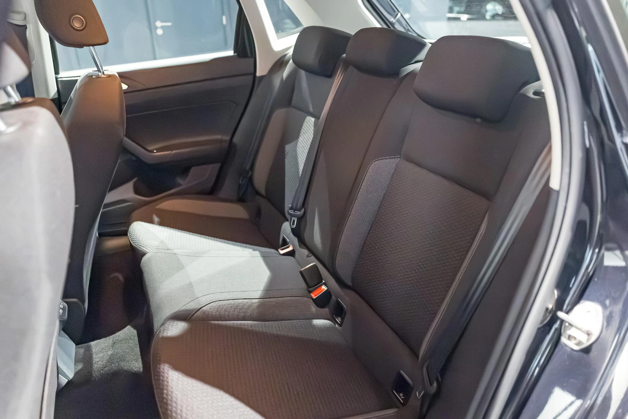 Volkswagen-Polo-image-7