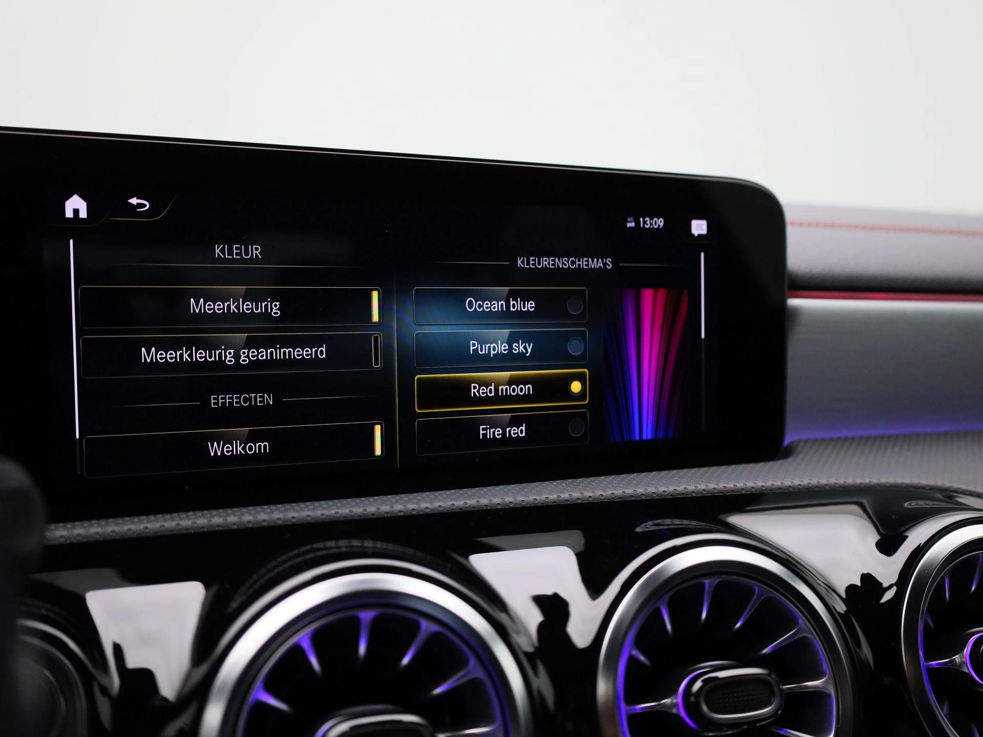 Mercedes-Benz-CLA-image-32