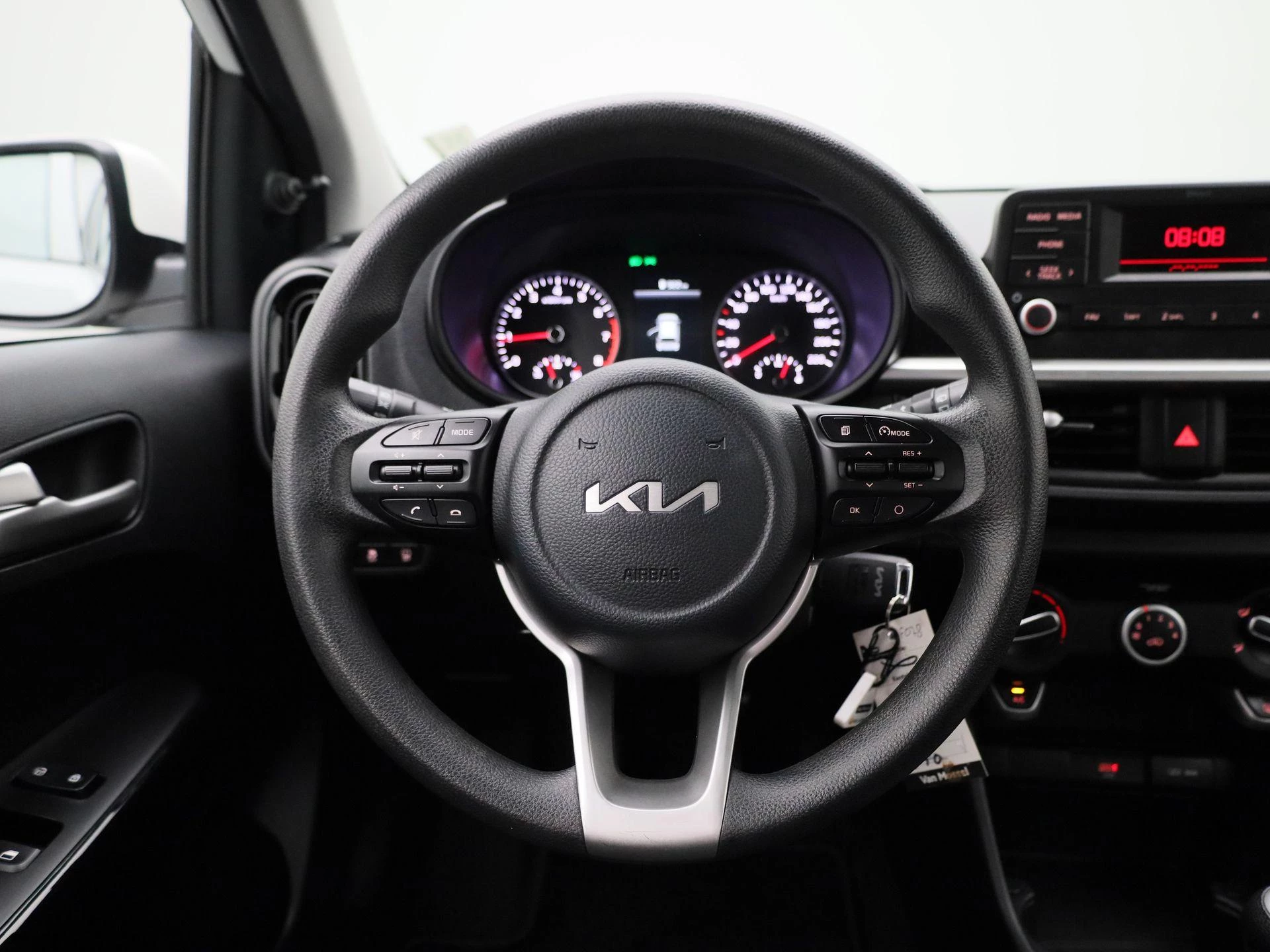 Kia-Picanto-image-6