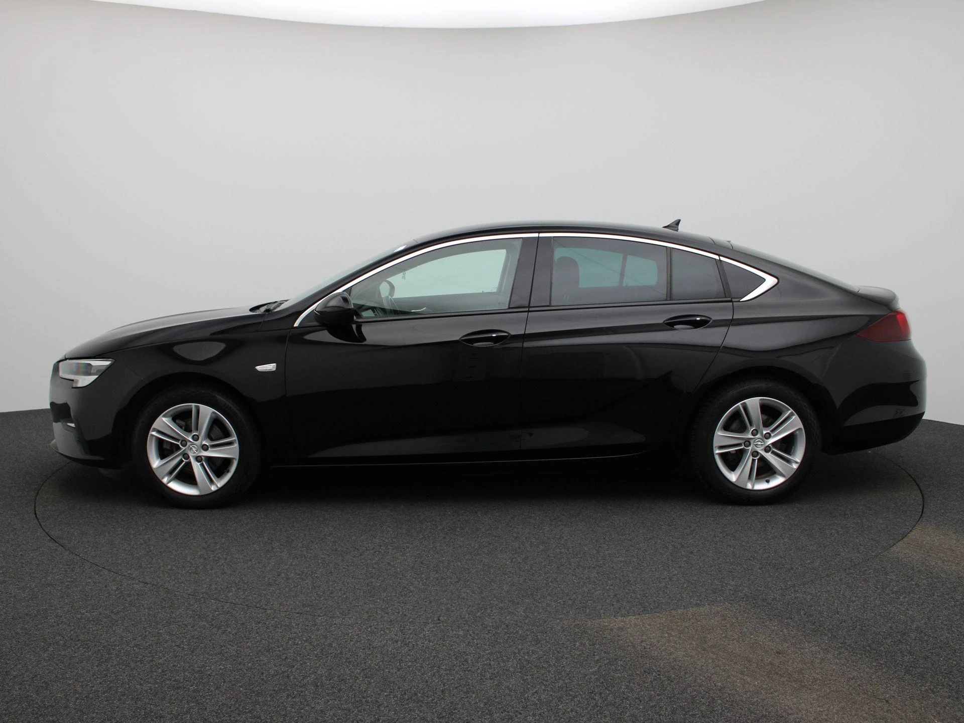 Opel-Insignia-image-3