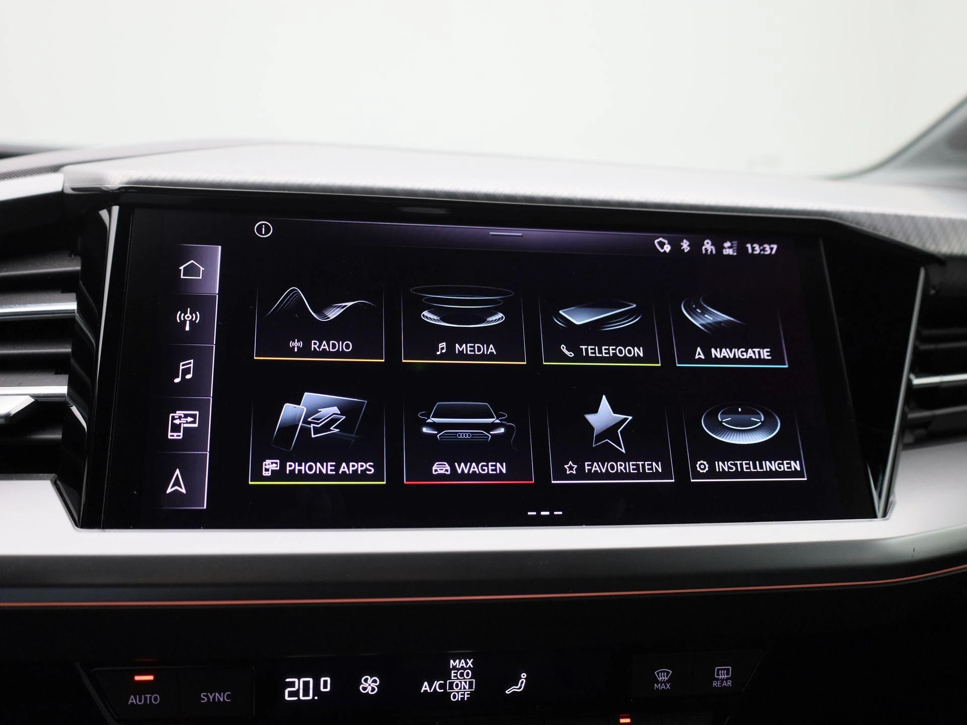 Audi-Q4 e-tron-image-25