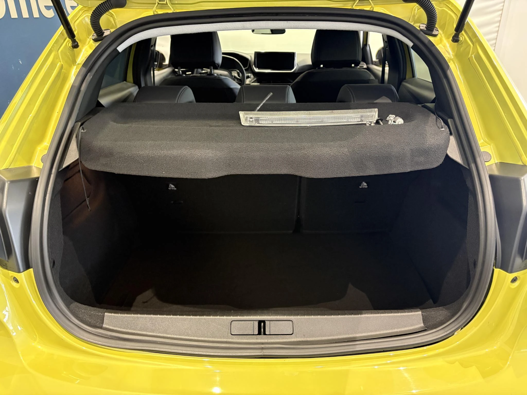 Peugeot-208-image-9