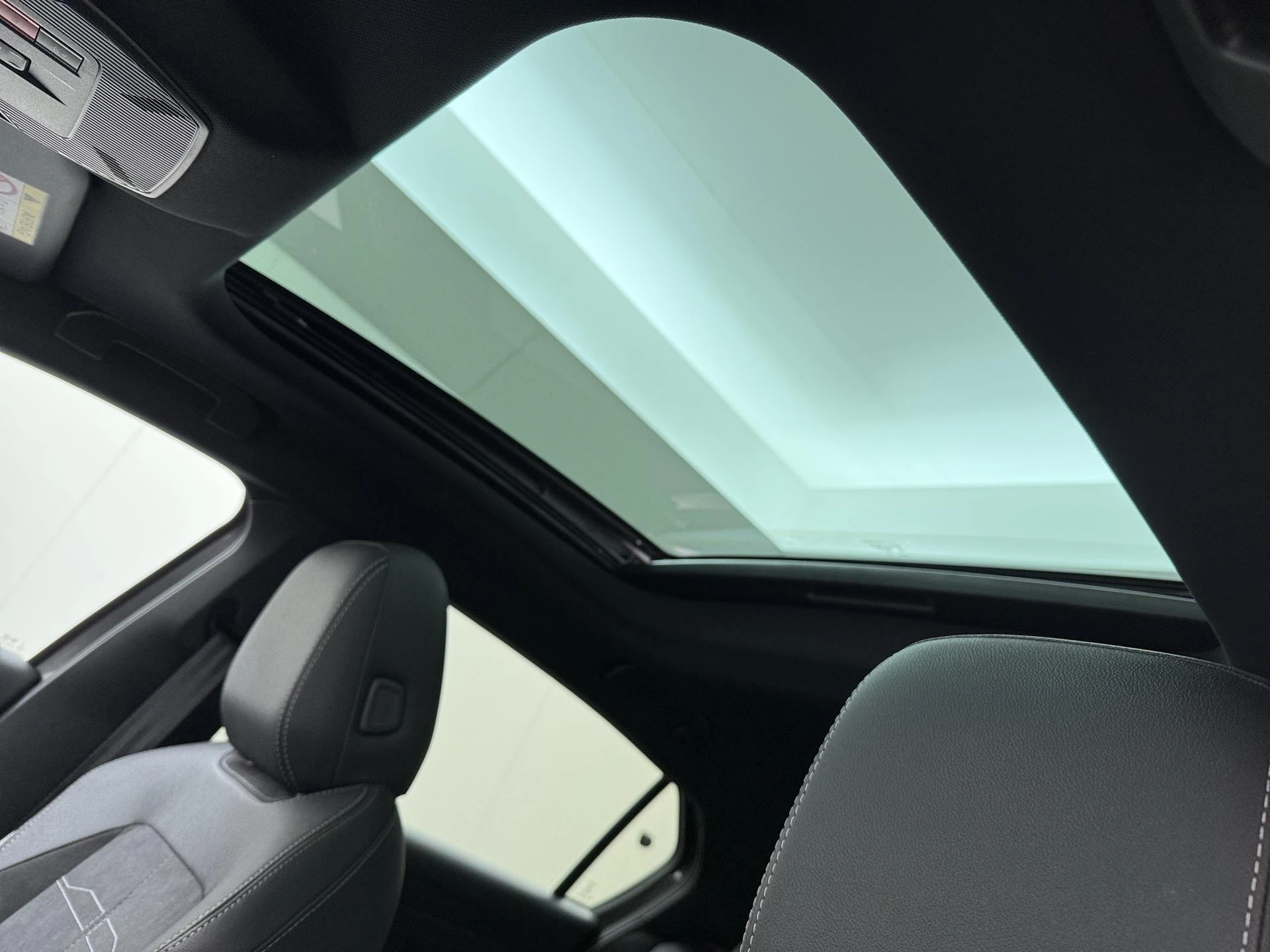 Opel-Astra-image-11