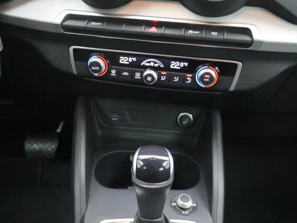 Audi Q2 Audi Q2 Business Edition Attraction 30TDI 116PK *AUTOMAAT*TREKHAAK*NAVI*CRUISE*VIRTUAL COCKPIT*...*