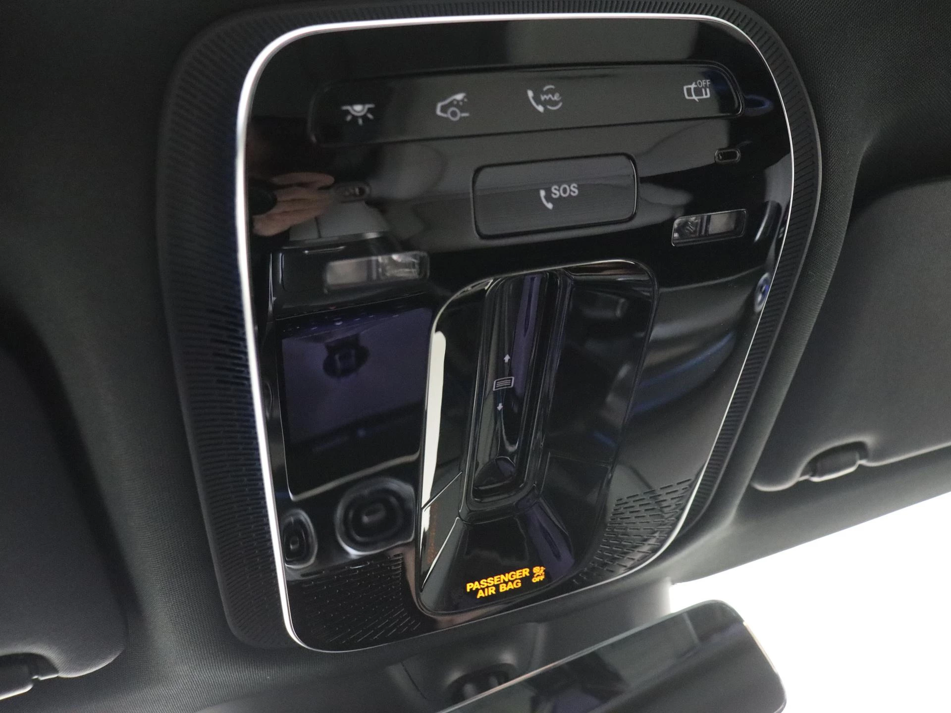 Mercedes-Benz-GLC-image-21