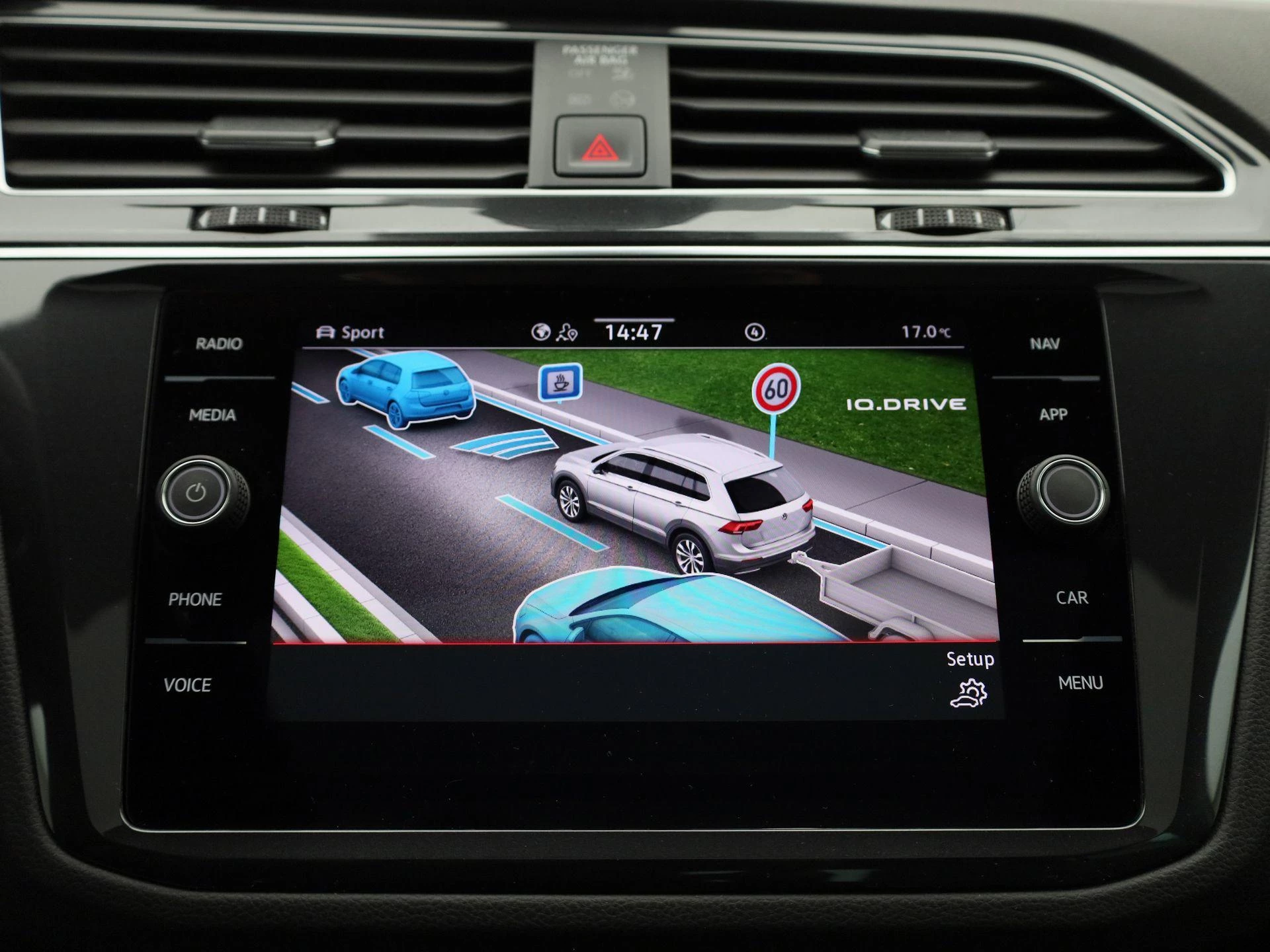 Volkswagen-Tiguan-image-35