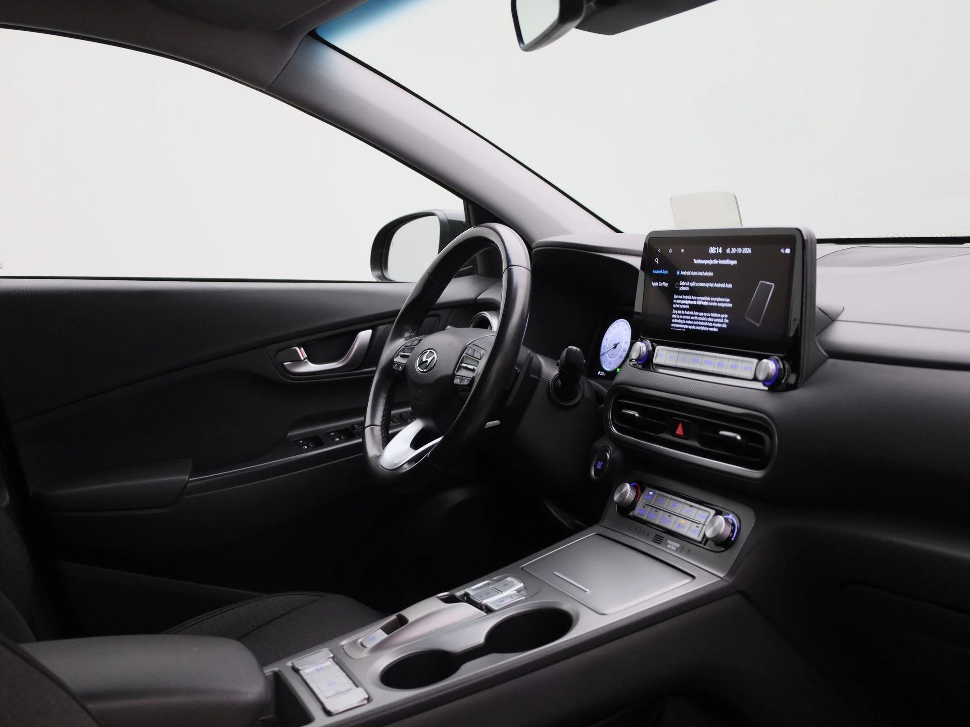 Hyundai-Kona-image-33