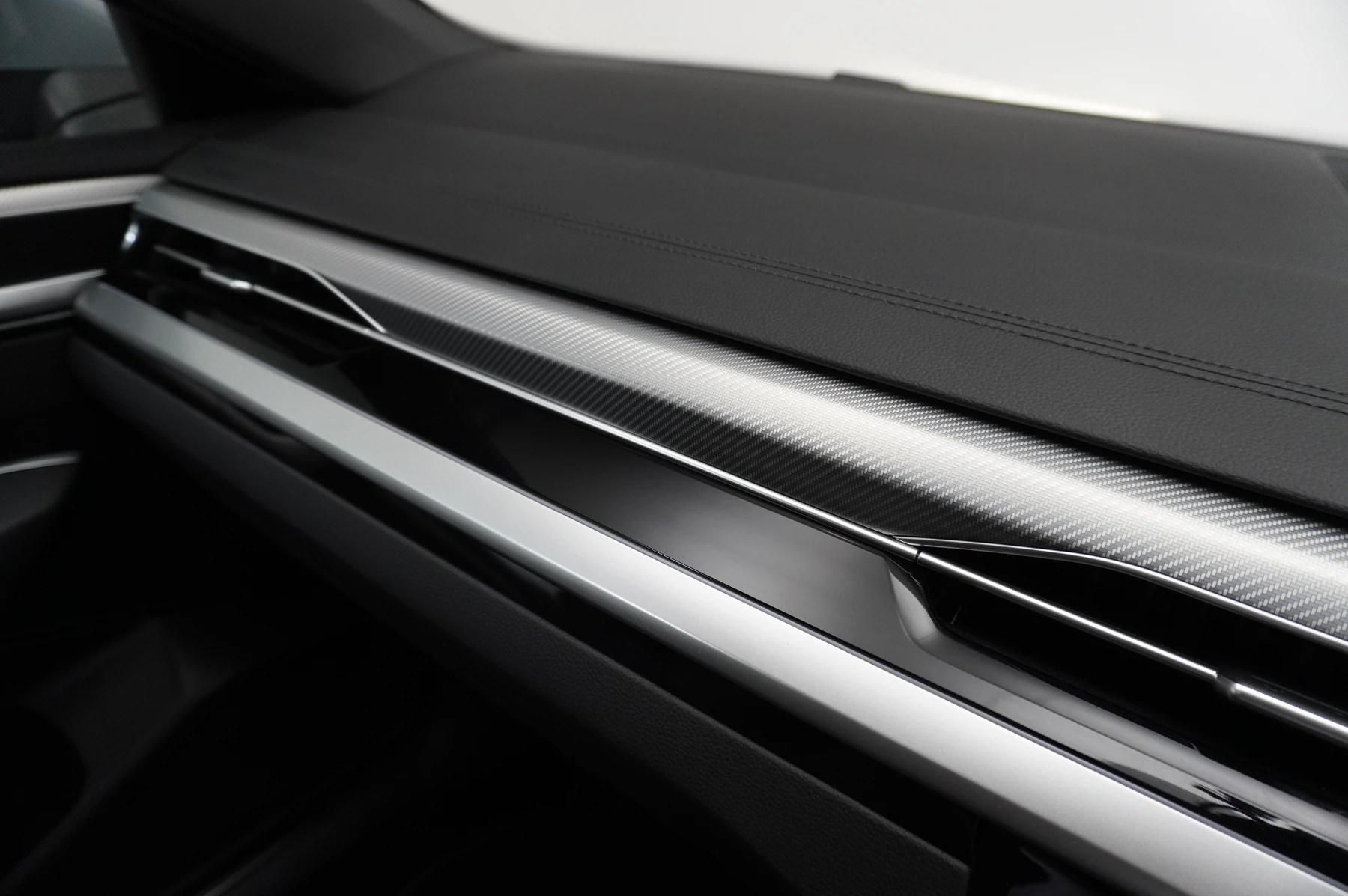 Volkswagen-Arteon-image-35