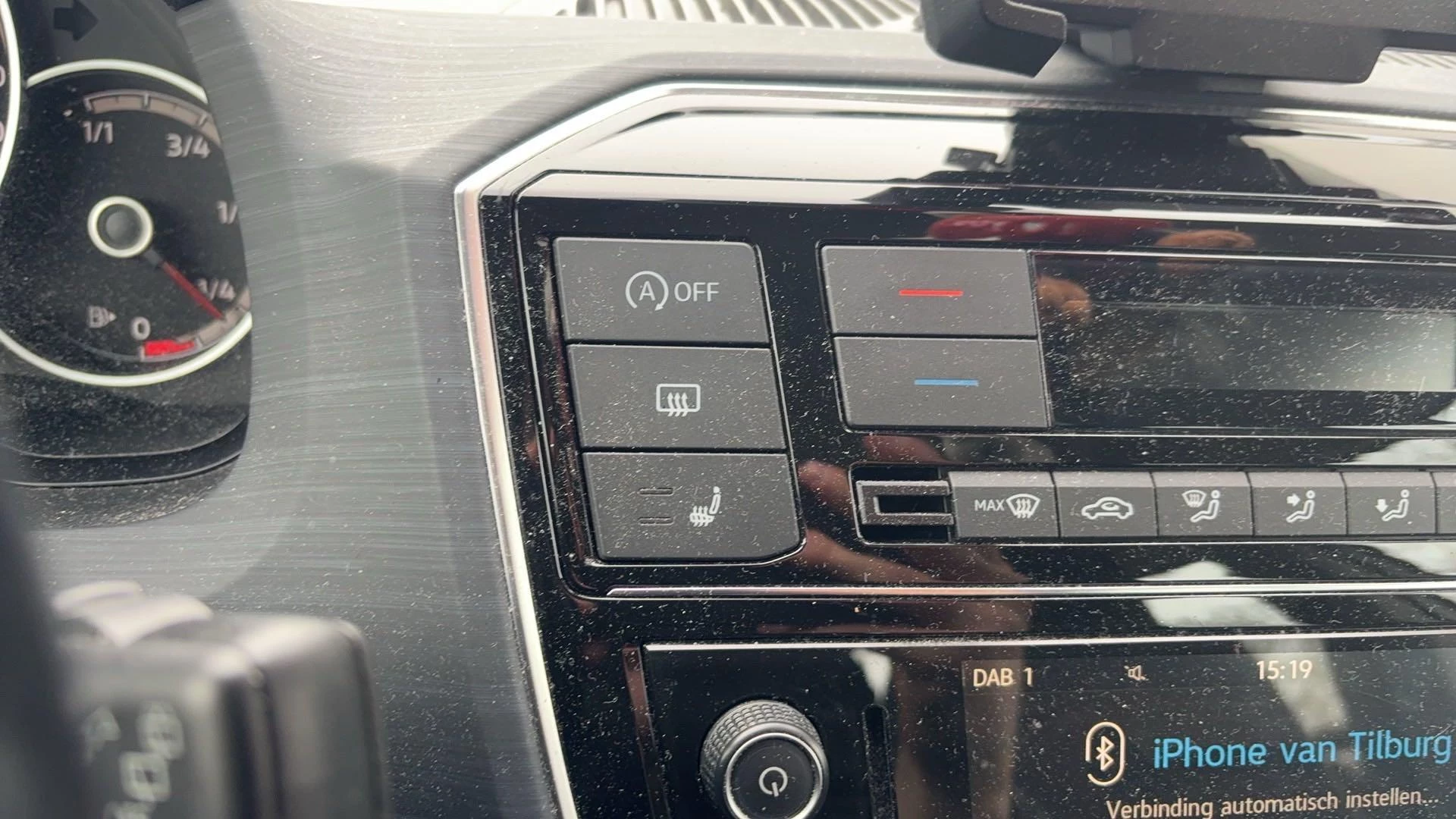 Volkswagen-up!-image-9