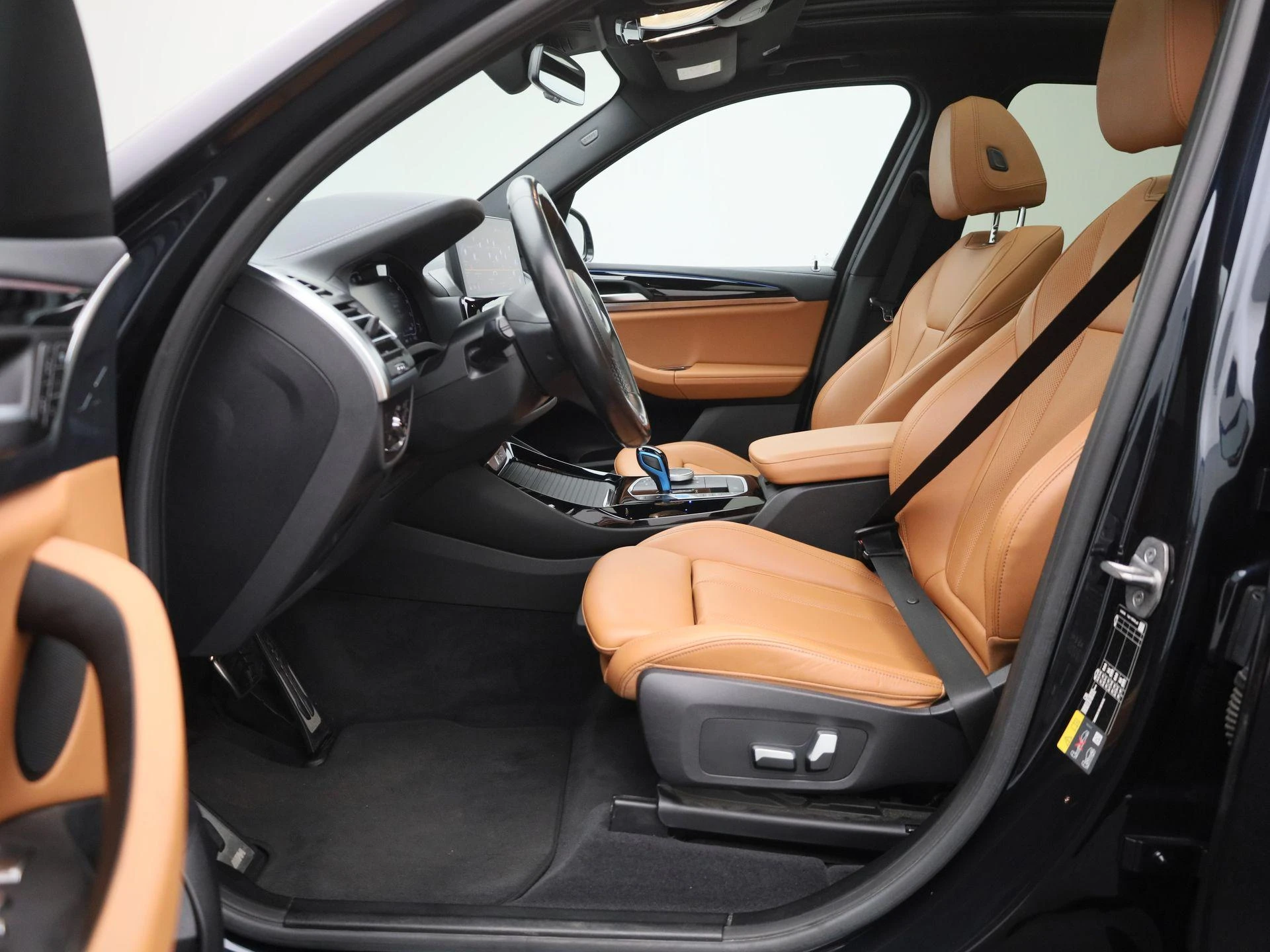 BMW-iX3-image-10