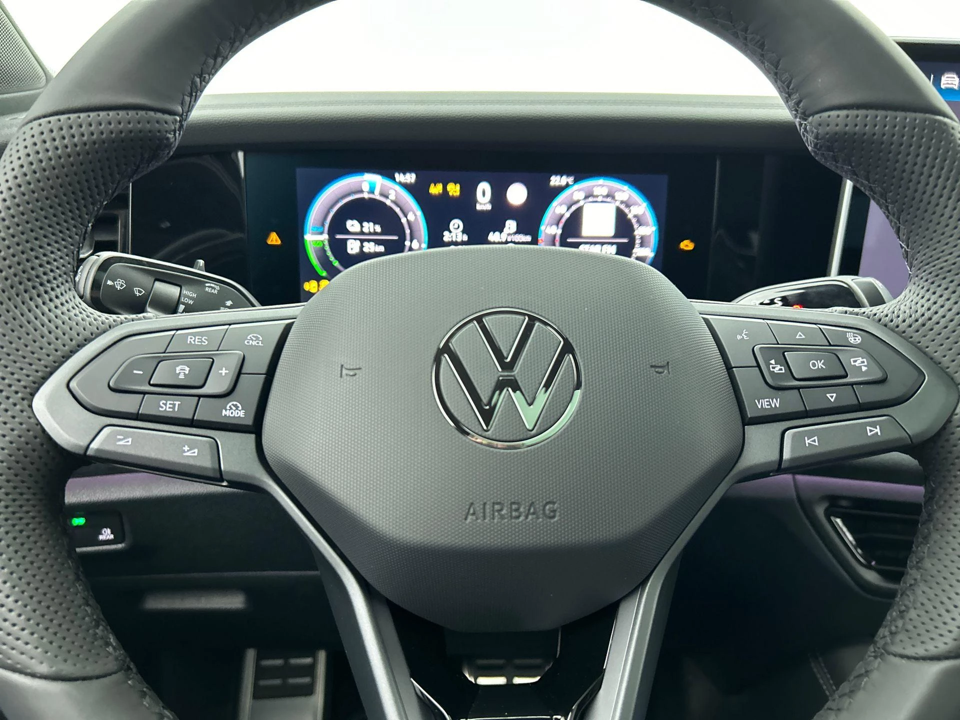Volkswagen Tayron 1.5 eHybrid R-Line Edition