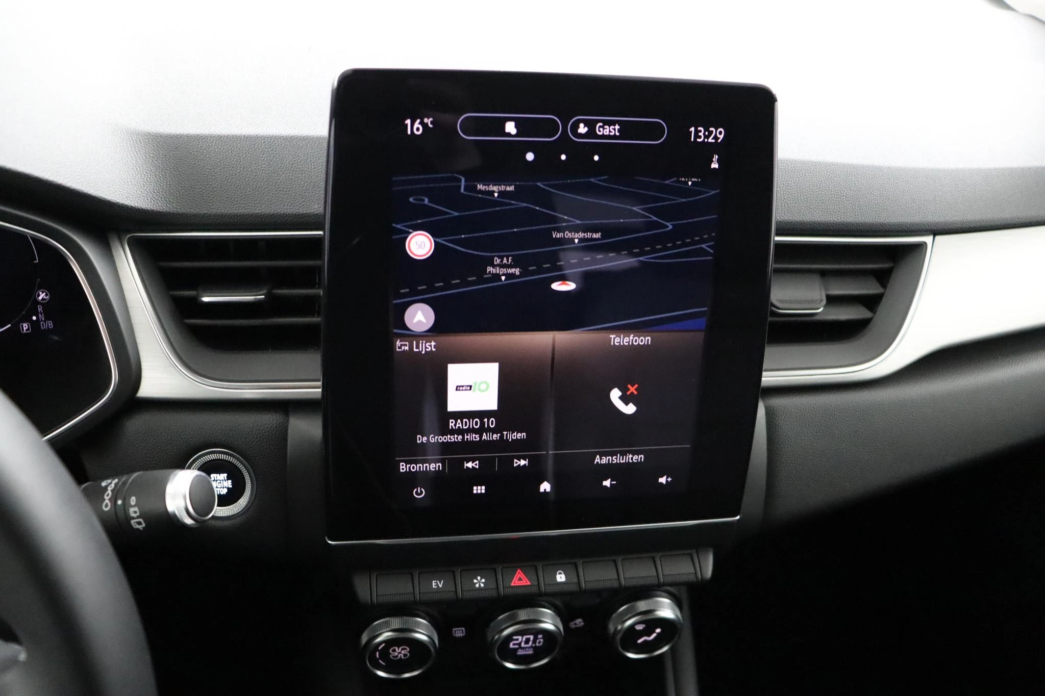 Renault-Captur-image-38