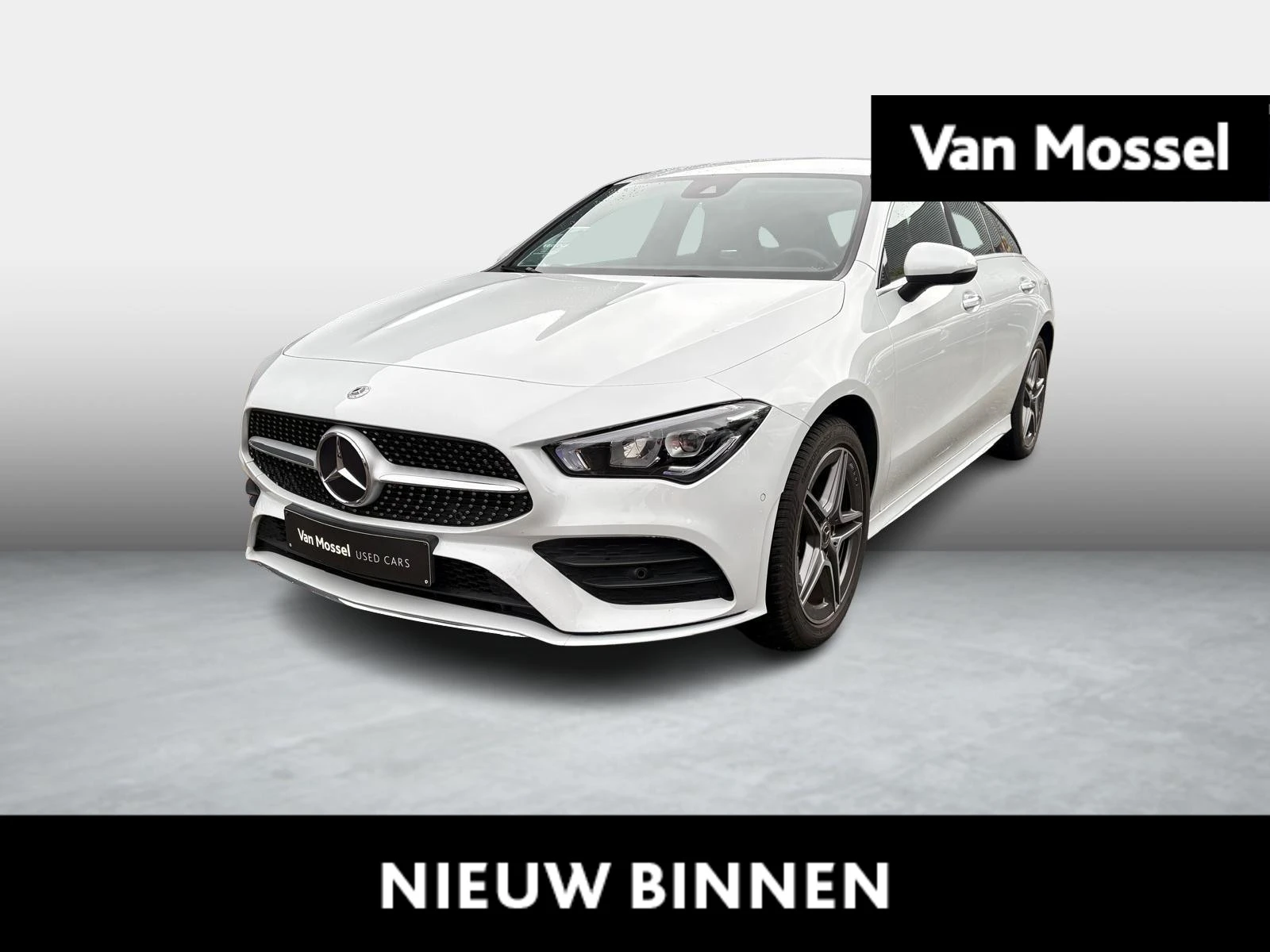 Mercedes-Benz-CLA-image-0