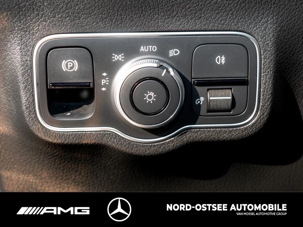 Mercedes-Benz GLA 200 d PROGRESSIVE AHK SHZ KLIMA NAVI MBUX Progressive