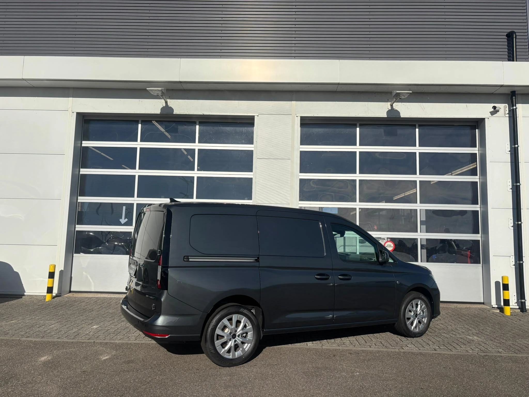 Ford-Connect-image-5