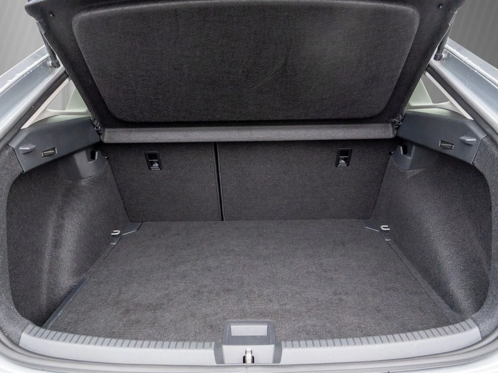 Volkswagen Taigo 1.5 TSI DSG Style Navi, AHK, ZGV