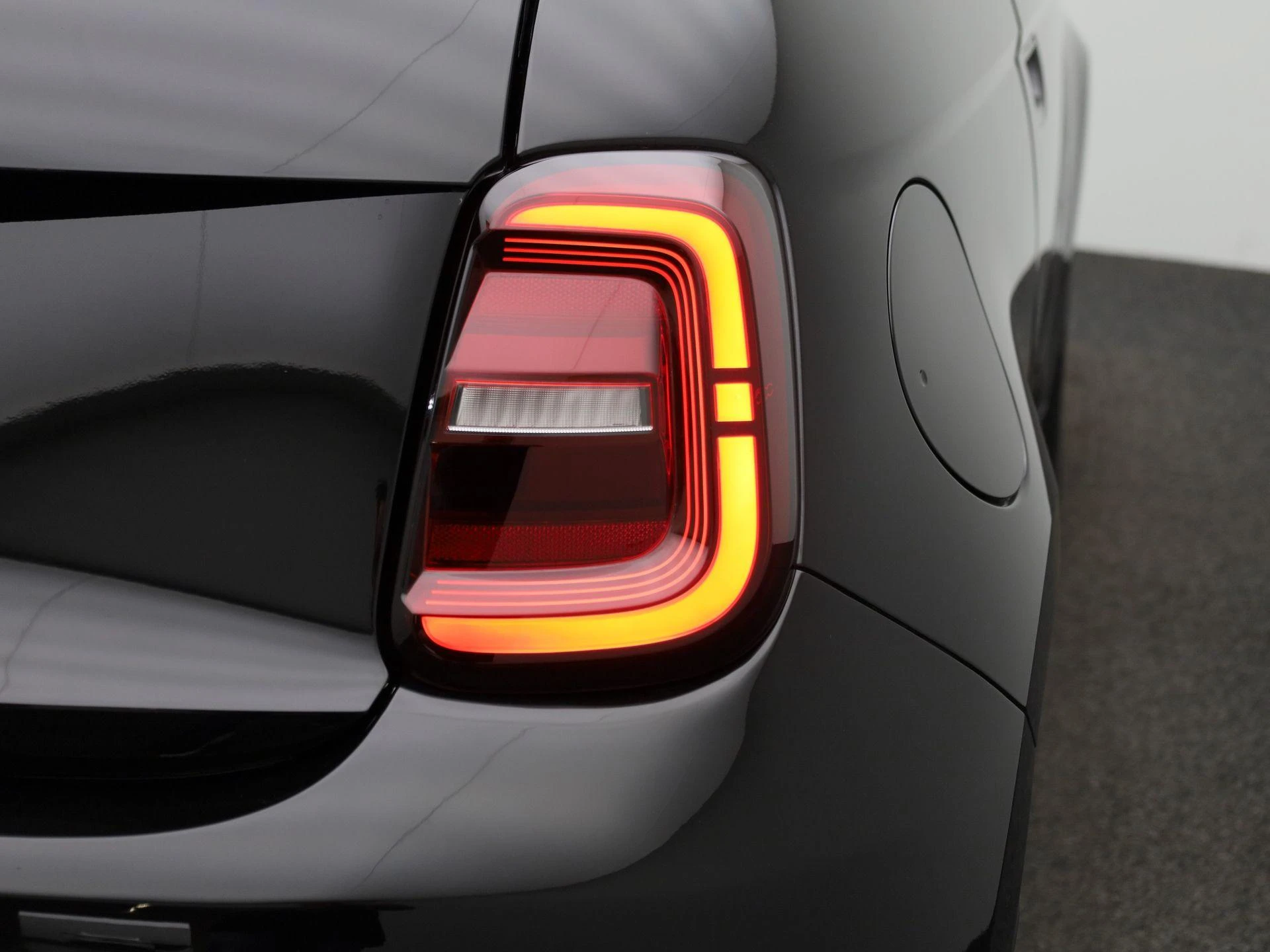 Fiat-500e-image-39