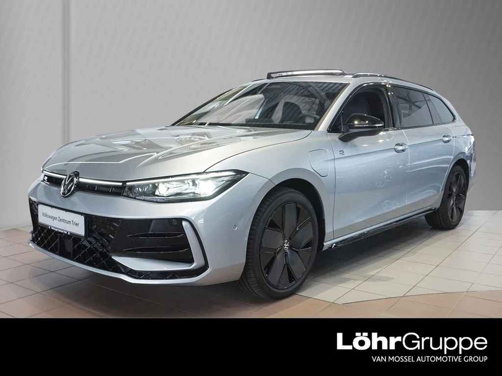 Volkswagen-Passat-image-0