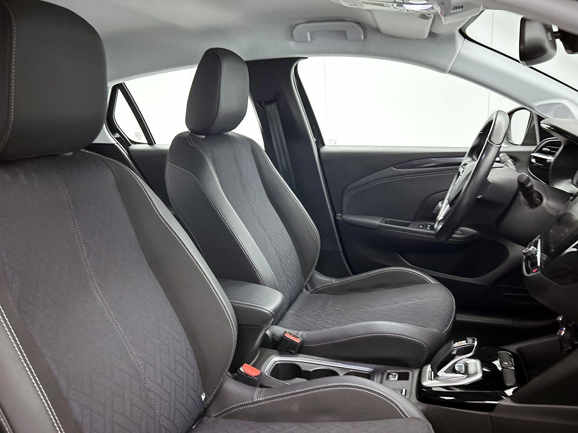 Opel-Corsa-e-image-31