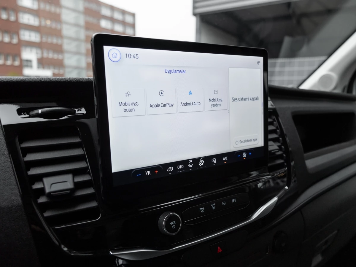 Ford-Transit-image-17