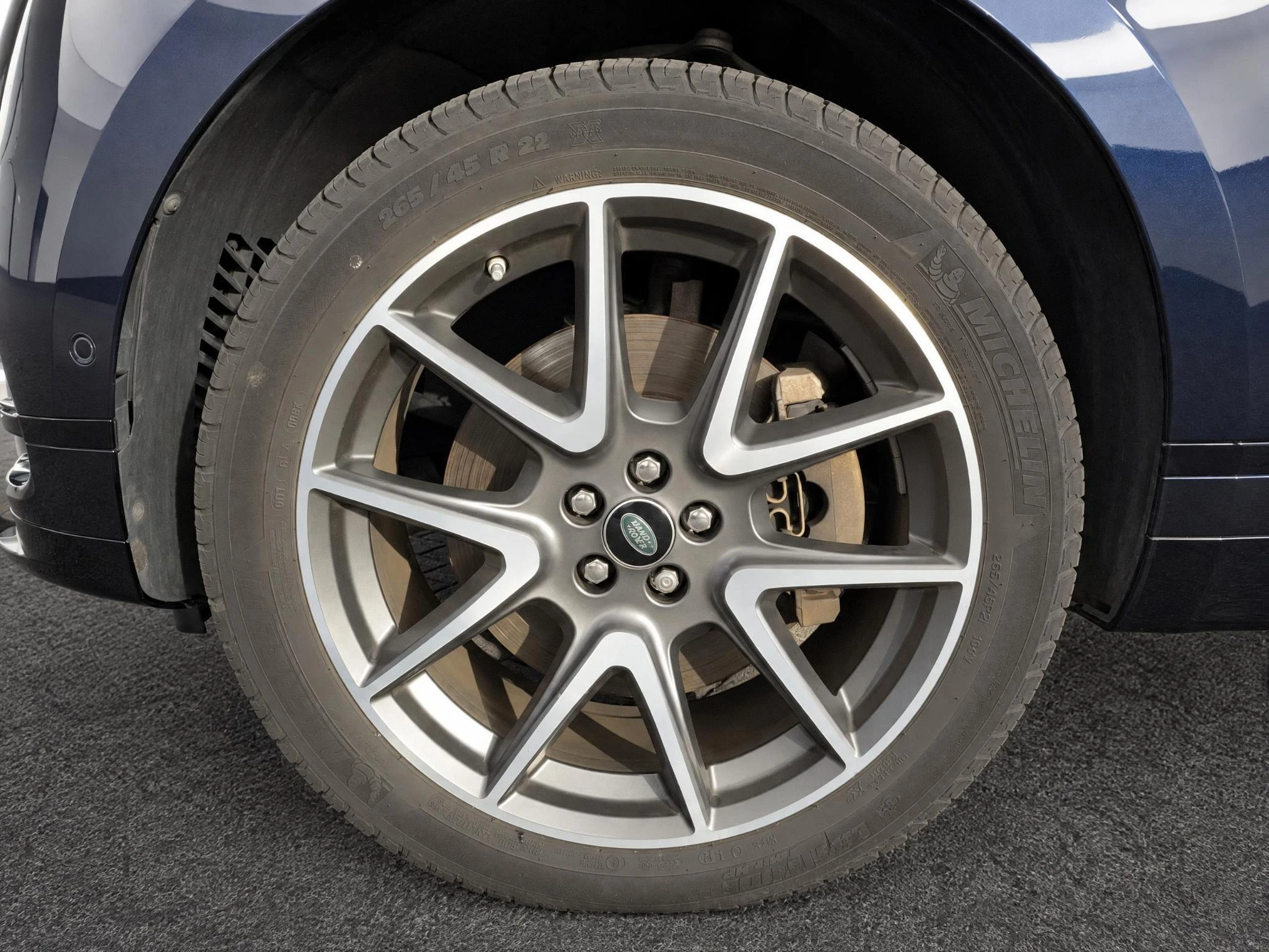 Land Rover-Range Rover Velar-image-8