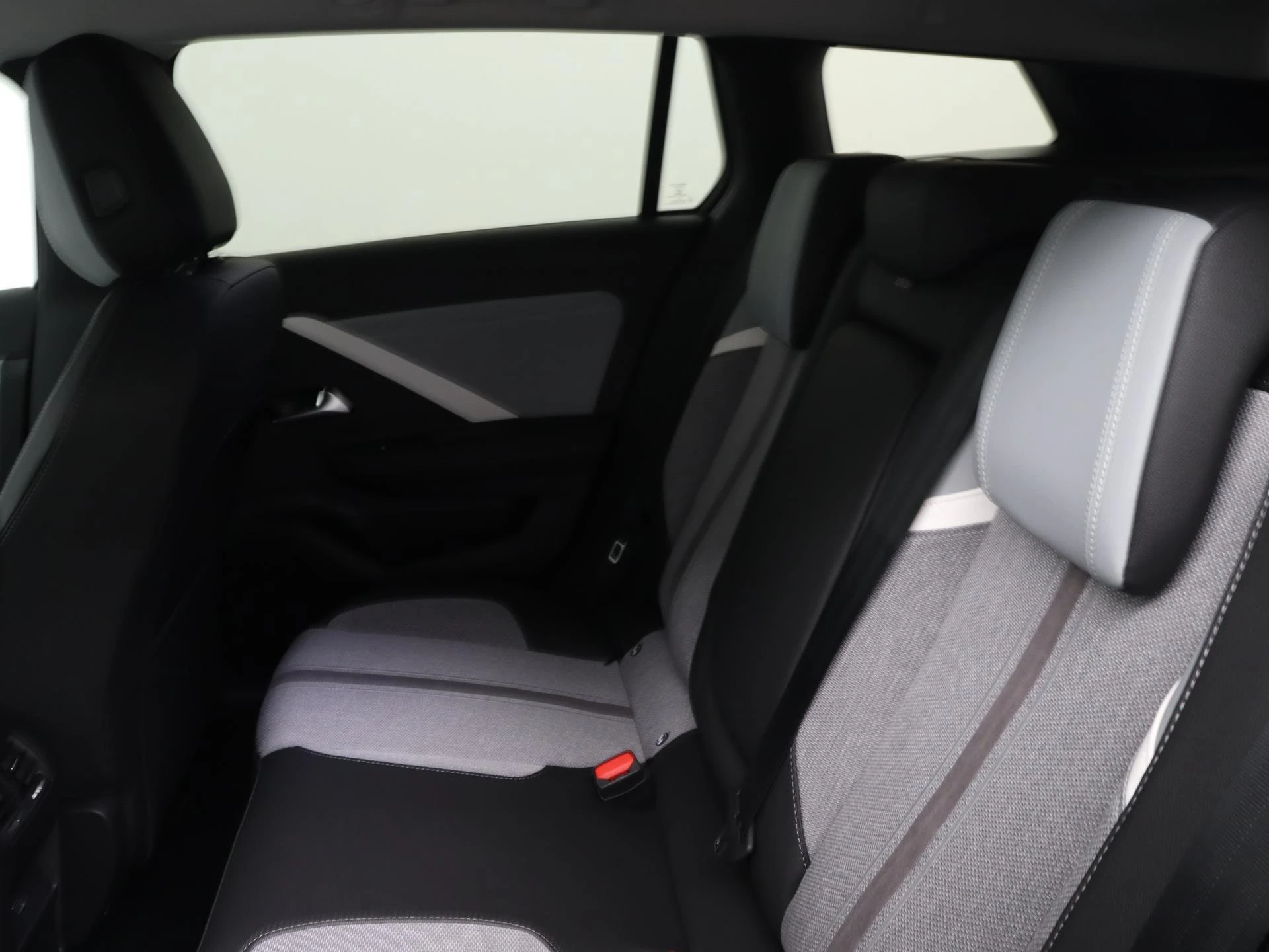 Opel-Astra-image-14