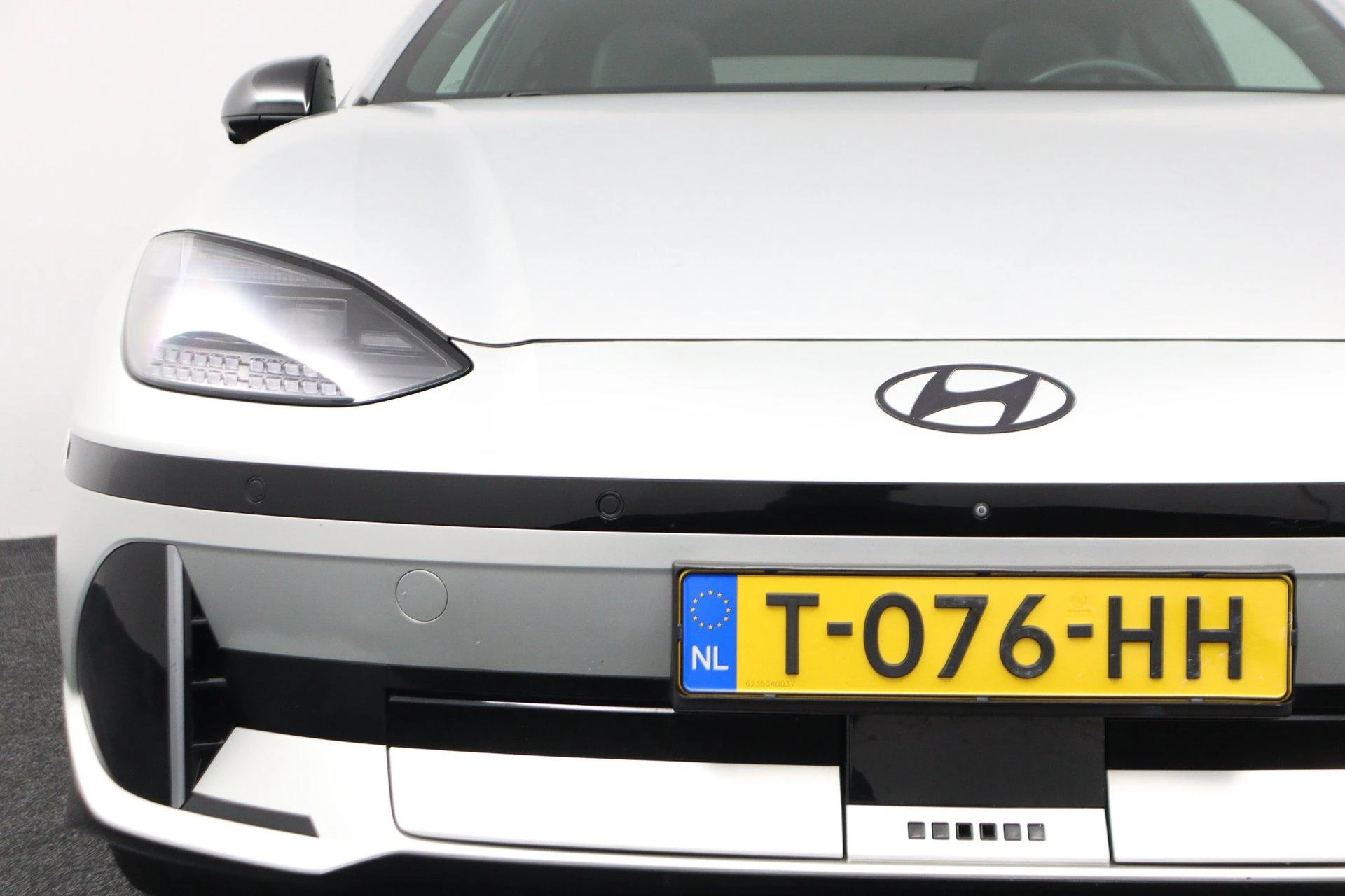 Hyundai-IONIQ 6-image-11