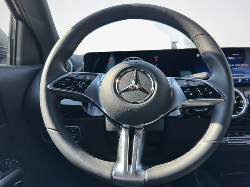 Mercedes-Benz GLA 200 d PROGRESSIVE AHK SHZ KLIMA NAVI MBUX Progressive