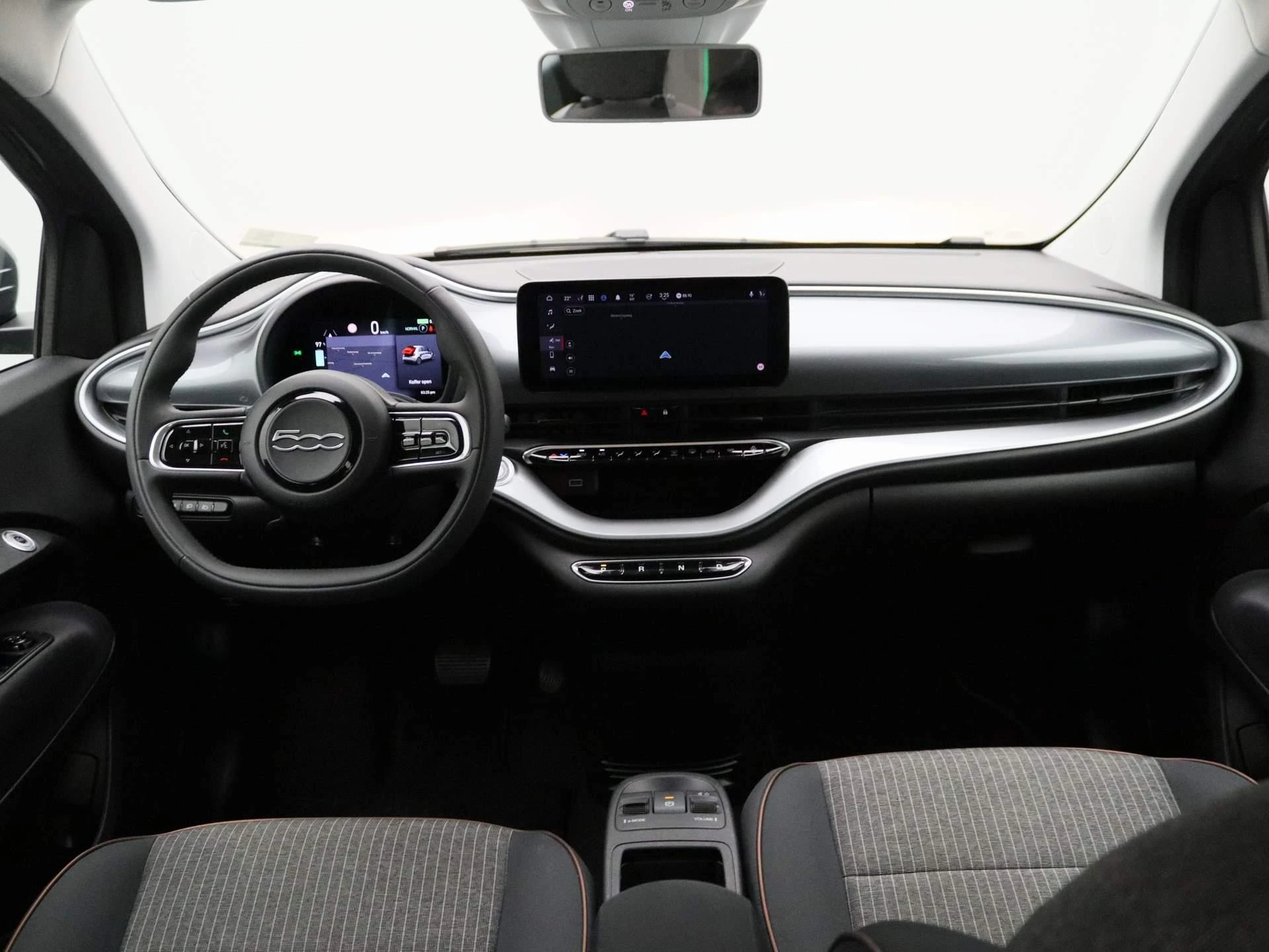 Fiat-500e-image-32