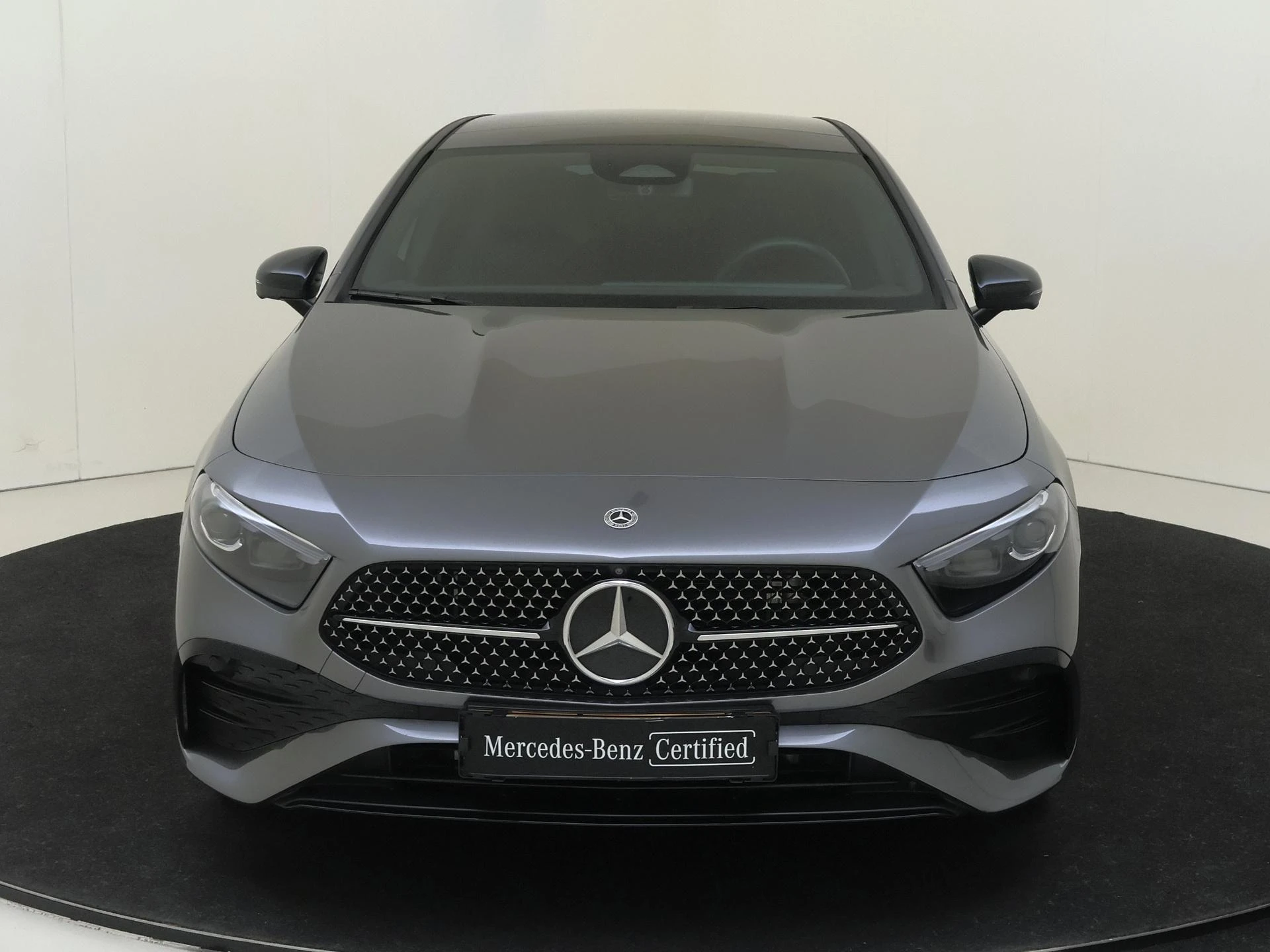 Mercedes-Benz-A-Klasse-image-5