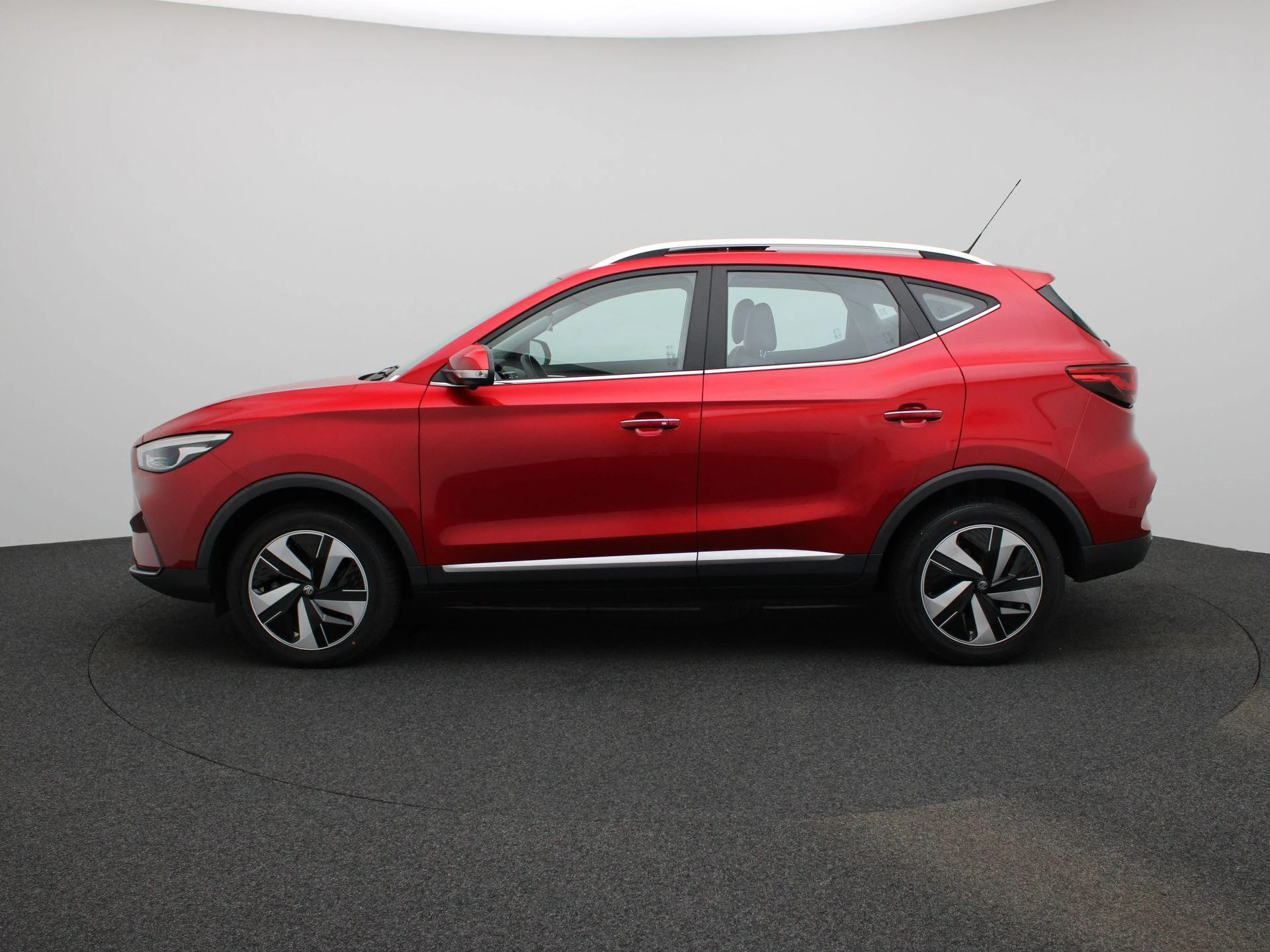 MG-ZS EV-image-3