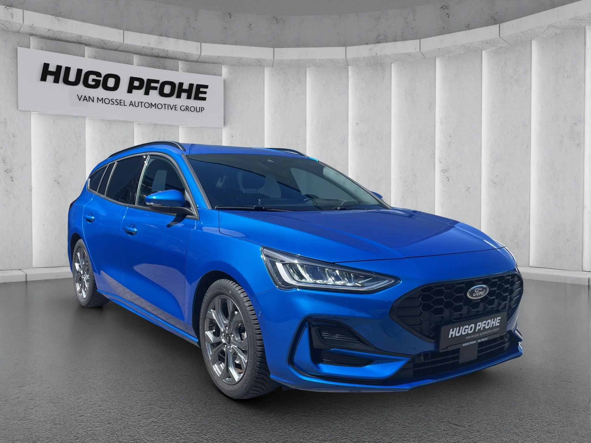 Ford Focus ST-Line X Turnier Aut.*AHK*ACC*HUD*KAM*NAVI*WINTER-PKT.