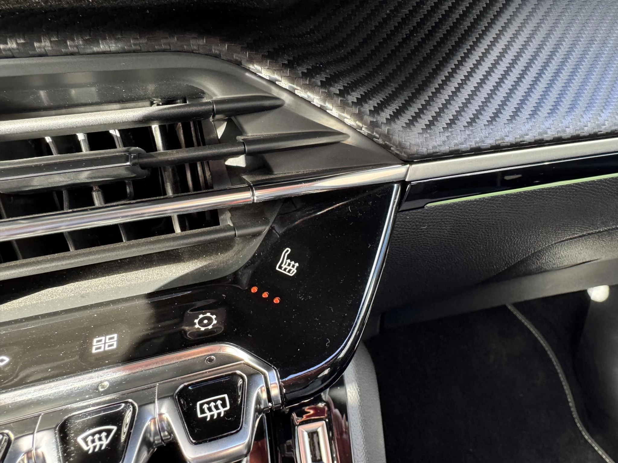 Peugeot-208-image-26