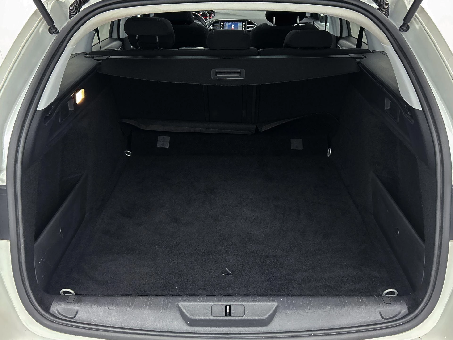 Peugeot-308-image-10