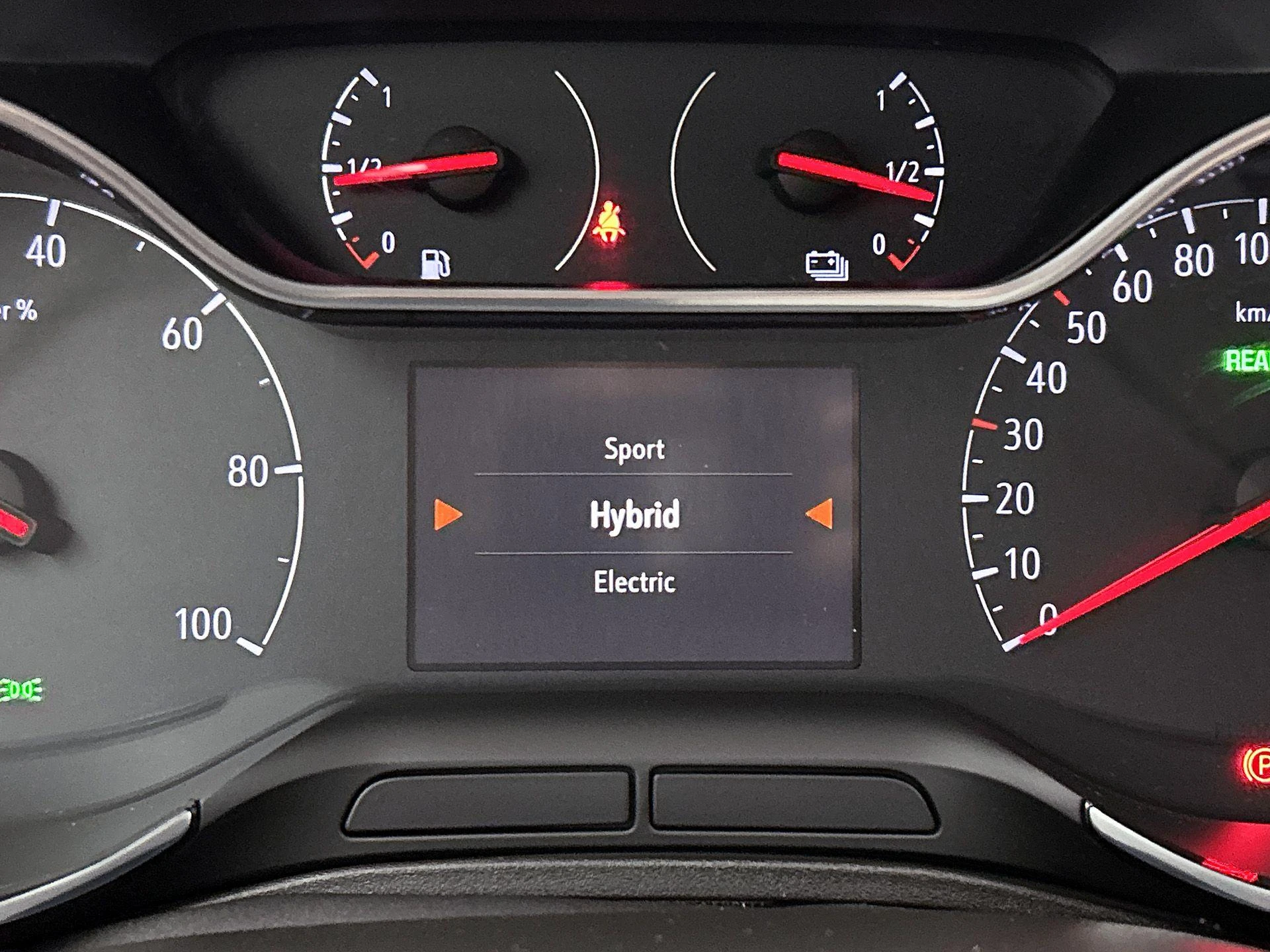 Opel-Grandland X-image-12