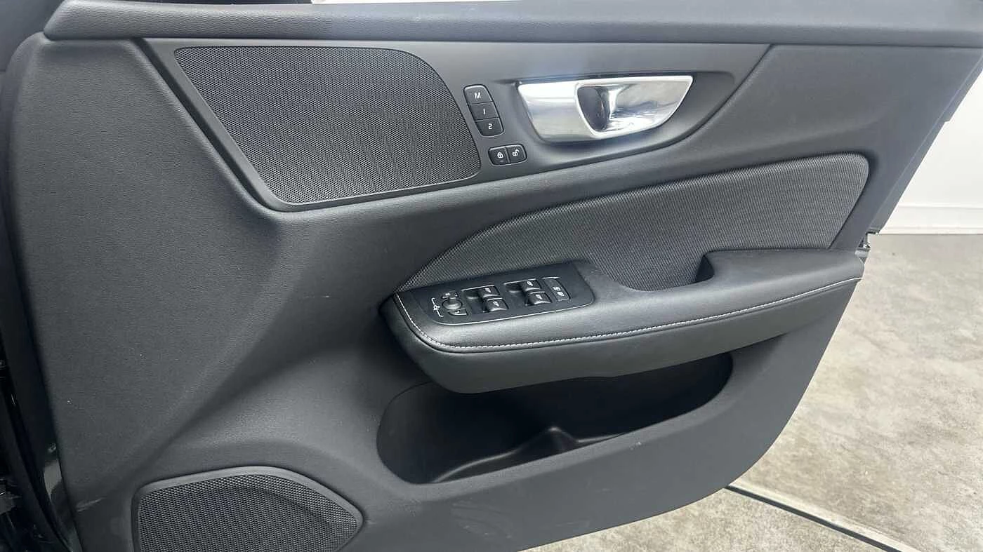Volvo-V60-image-32