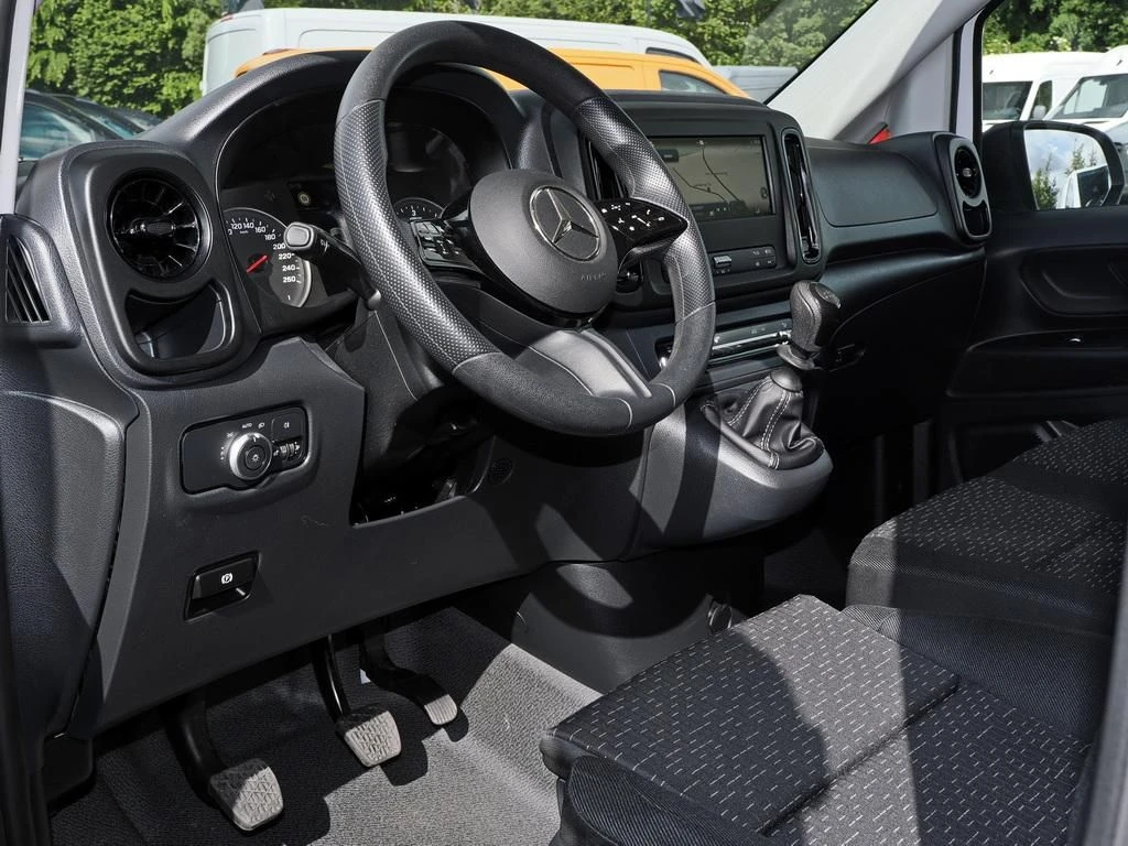 Mercedes-Benz-Vito 116-image-7