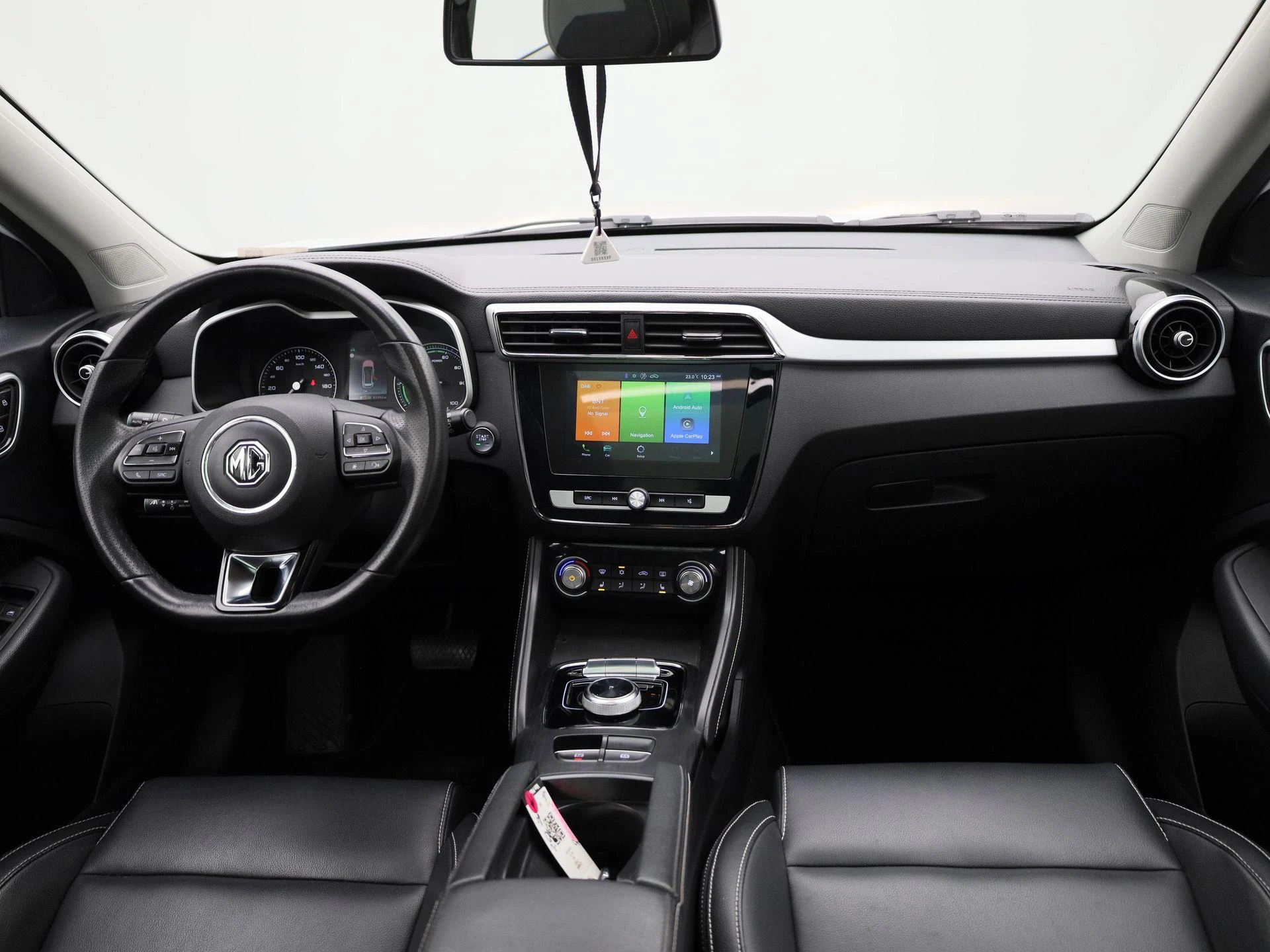 MG-ZS EV-image-37